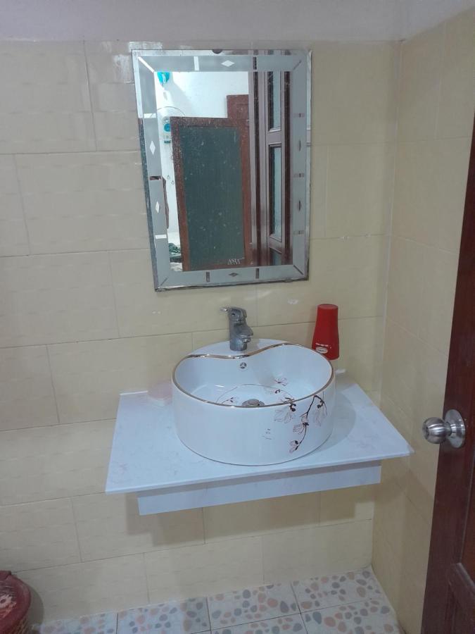 Viet Uc, H17 Phan Huy Chu, Phuong 2 Hotel 5*