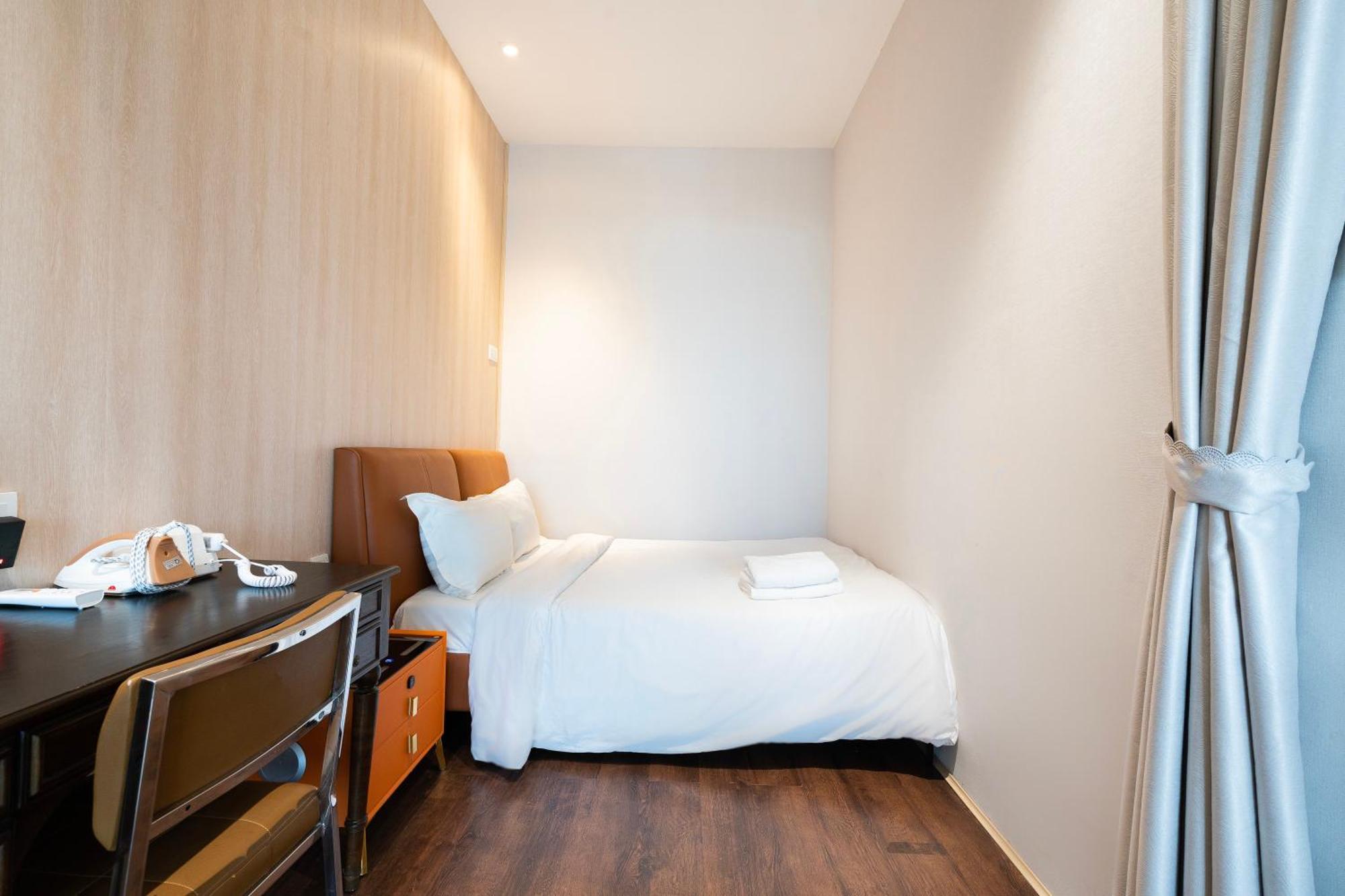 The Rixx Luxury * TP. Hồ Chí Minh