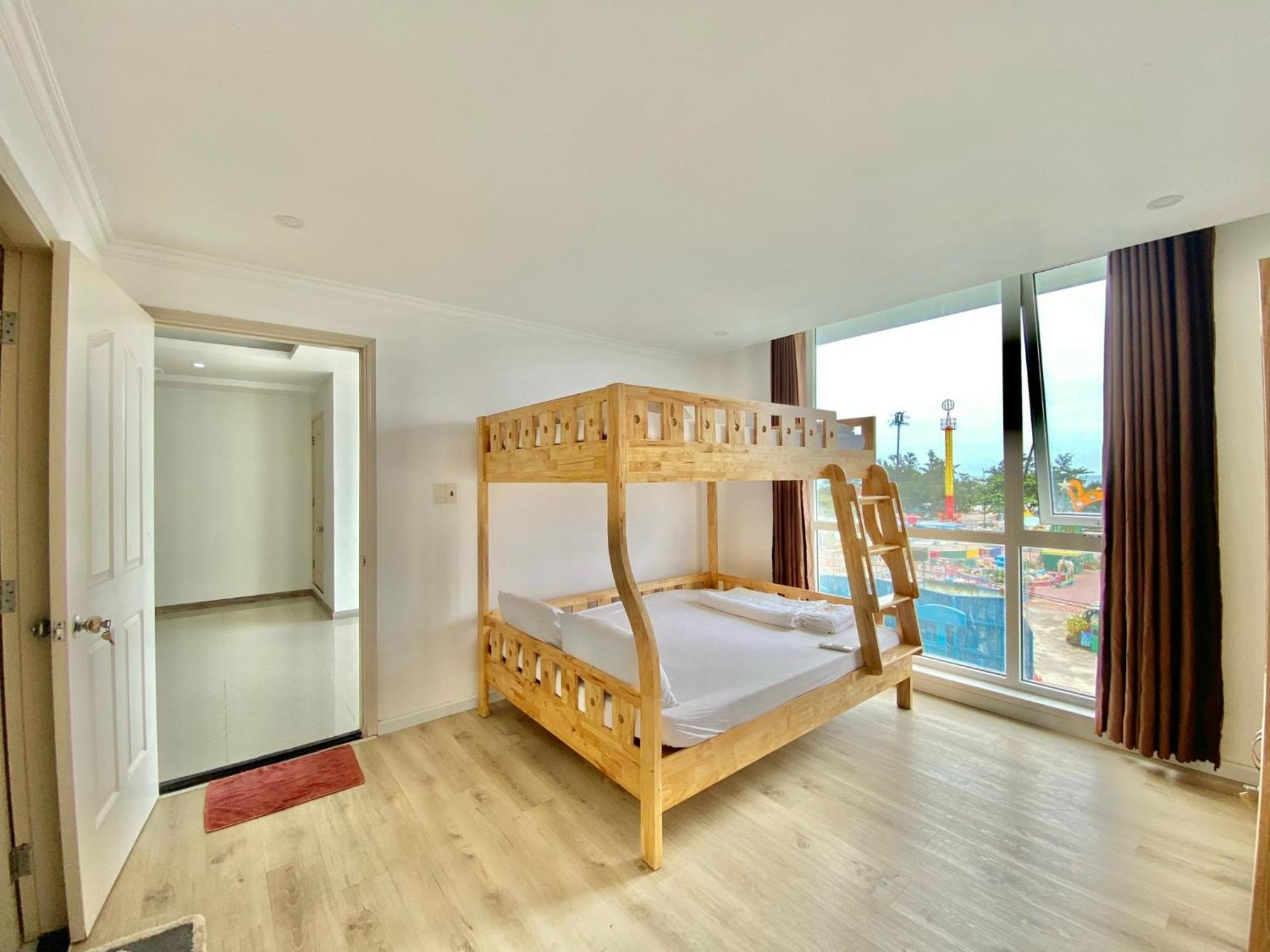 Apartment Zozo House - Homestay Bai Sau *
