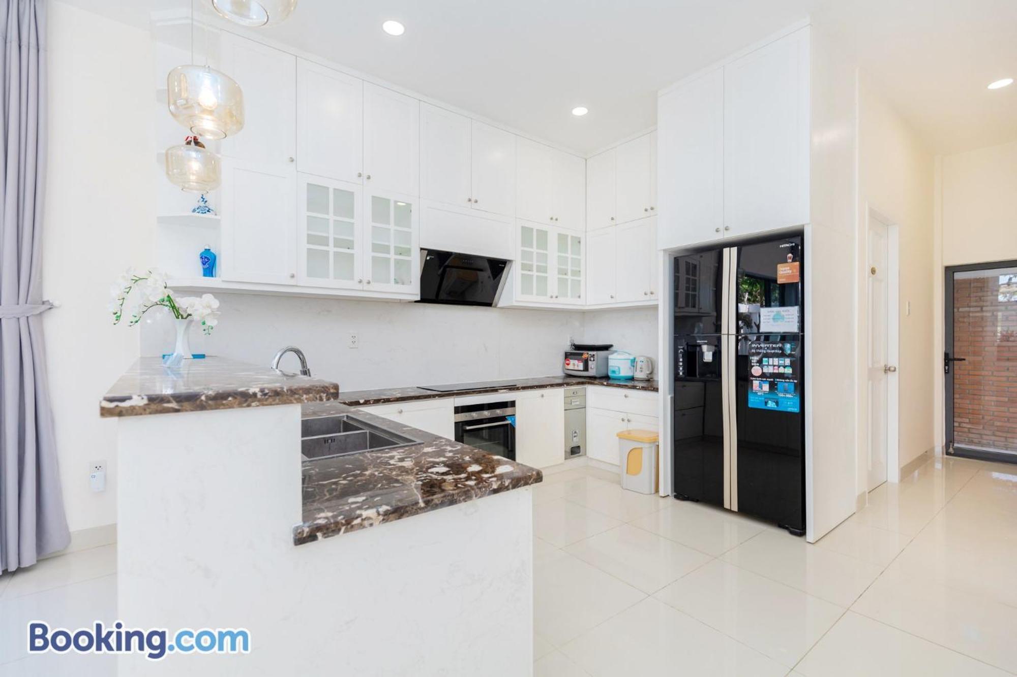 Villa White Day Villages Thuy Tien Sat Bien