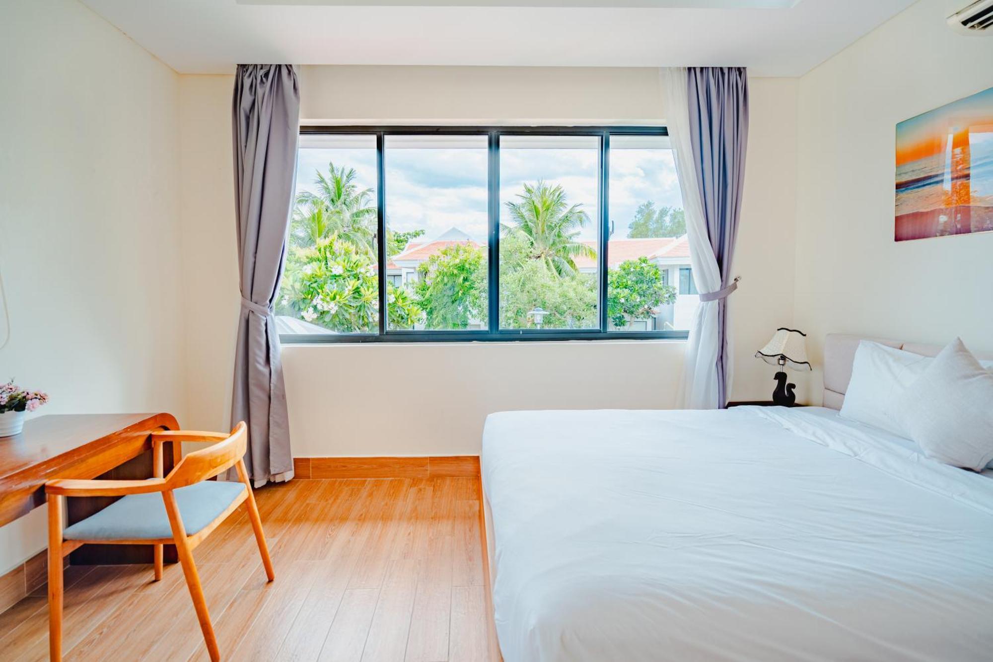 Apartment Owner In The Ocean