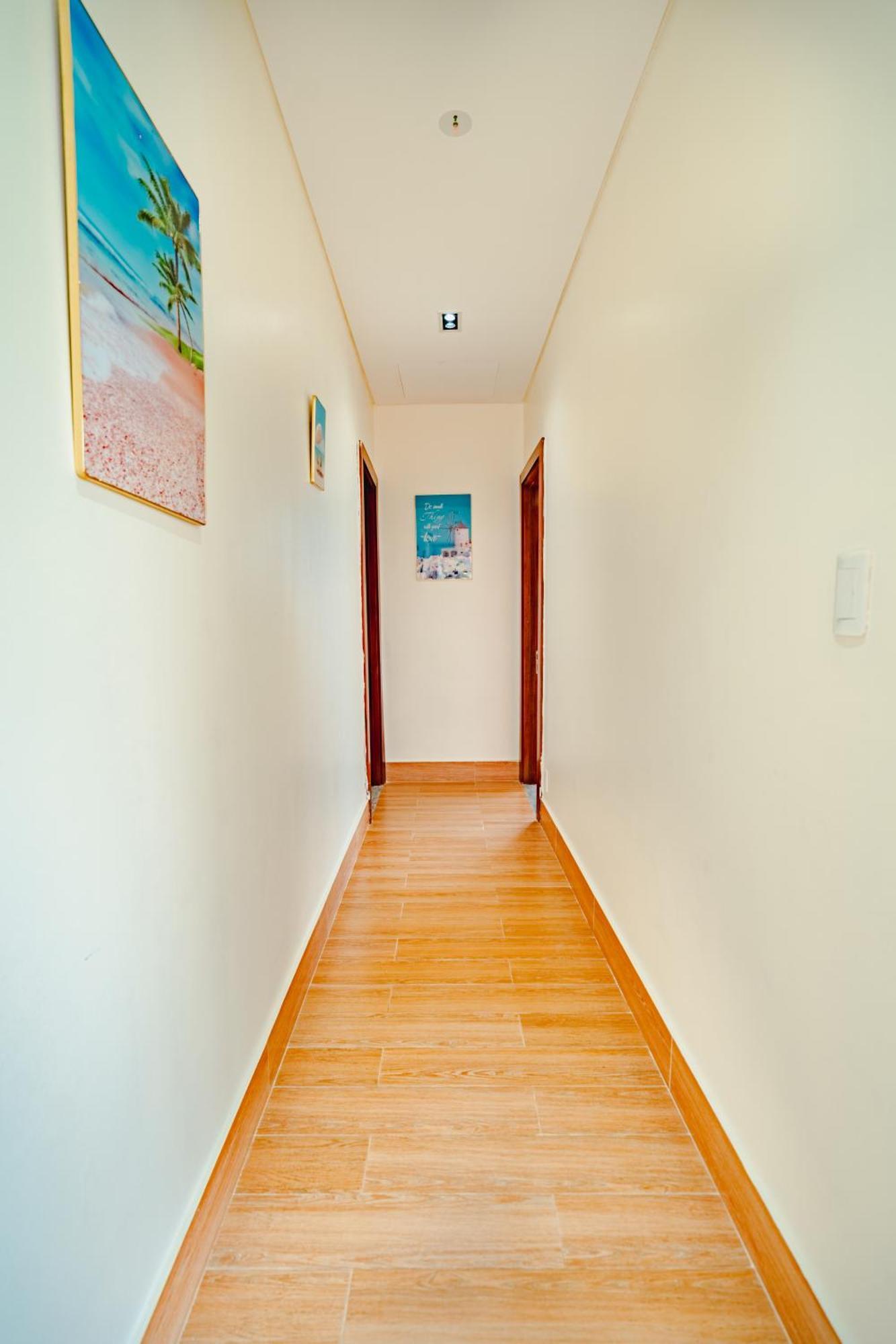 Apartment Owner In The Ocean