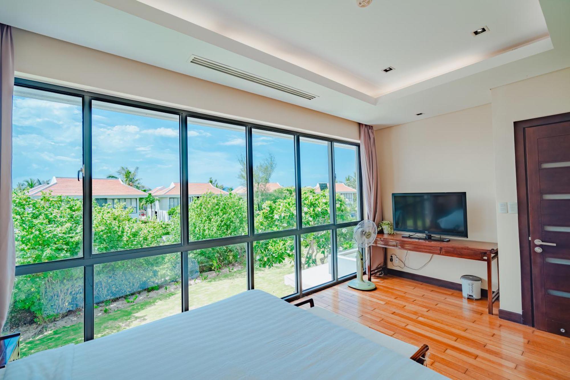 Owner In The Ocean Apartment Da Nang