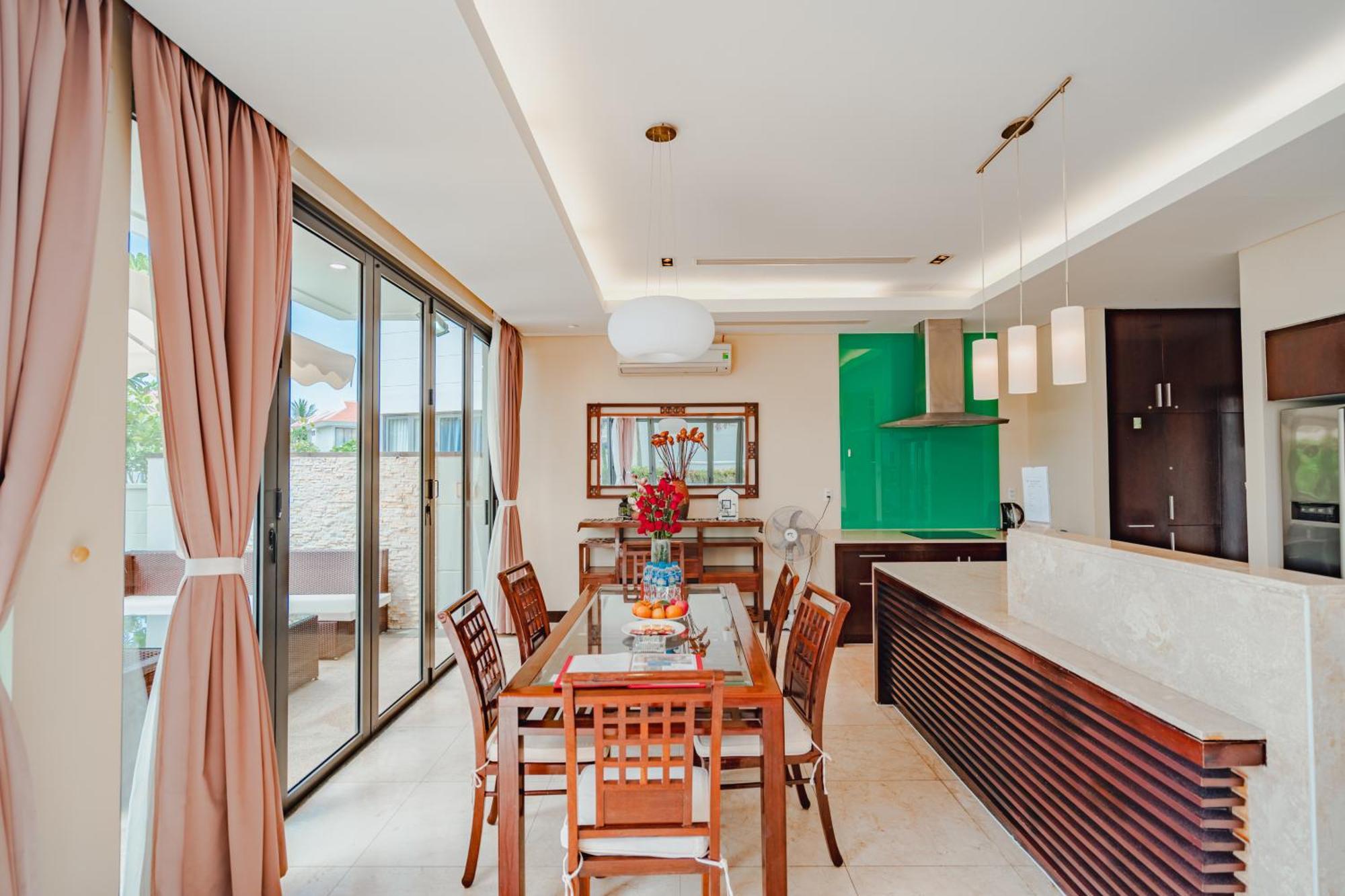 Apartment Owner In The Ocean