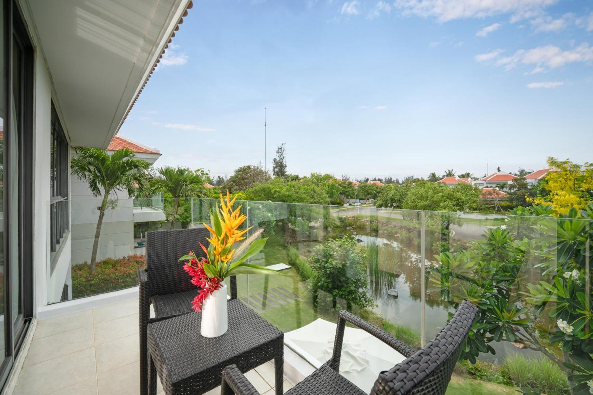 Resort Blue Sky & Da Nang