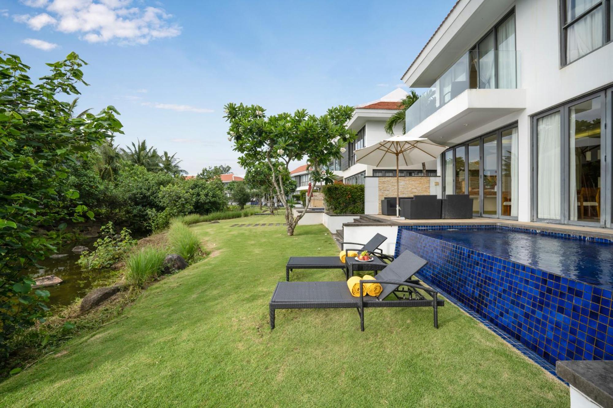 Resort Blue Sky &