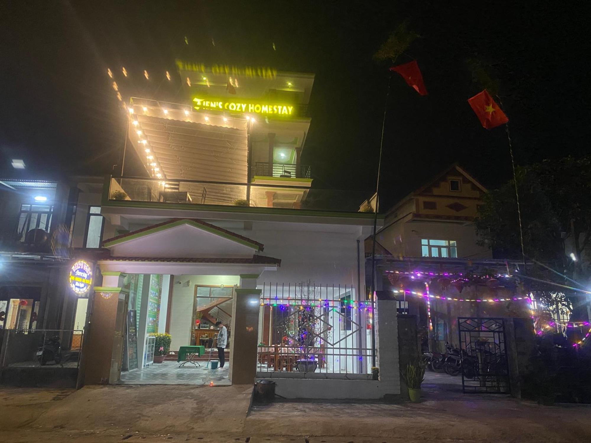 - Tien's Cozy Bed & Breakfast 2*