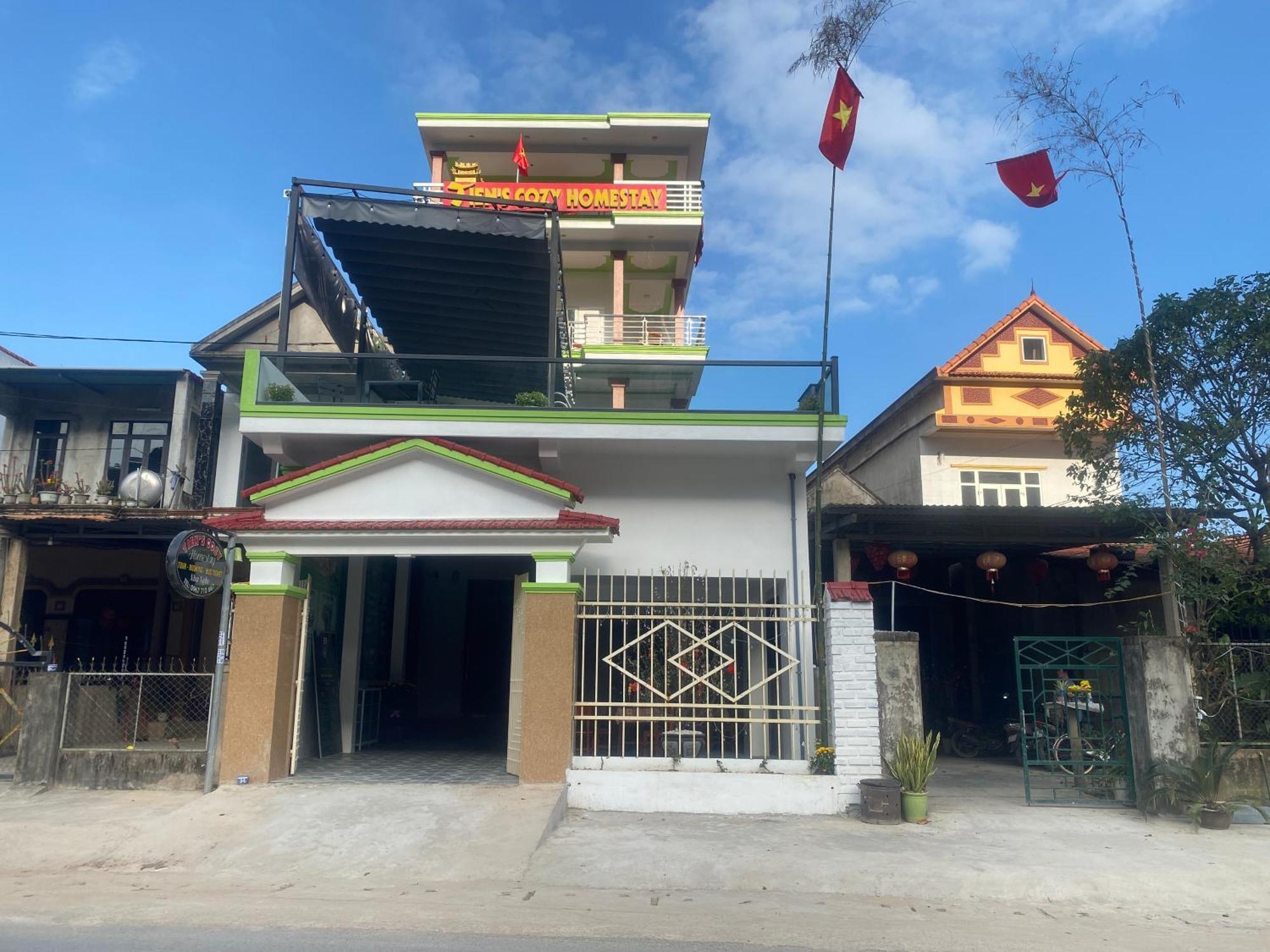 - Tien's Cozy Bed & Breakfast 2*