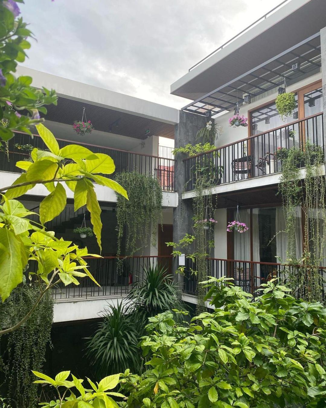 Tam House 3*