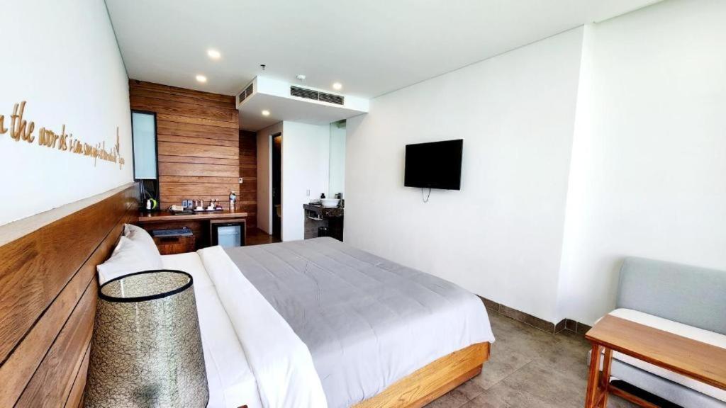 Joy Trip Hotel&spa Khách sạn Nha Trang