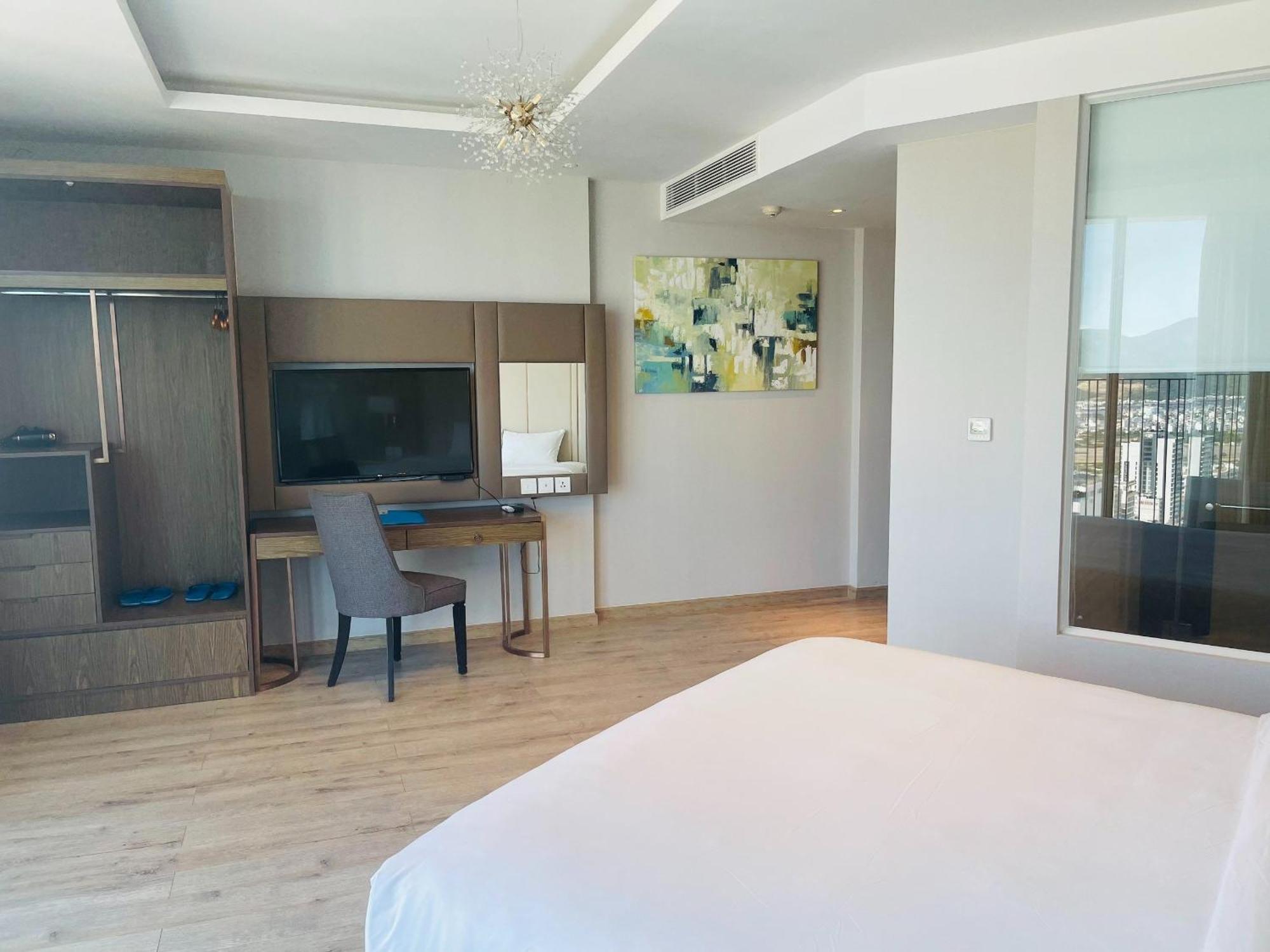 Holi Panorama Condotel * Nha Trang