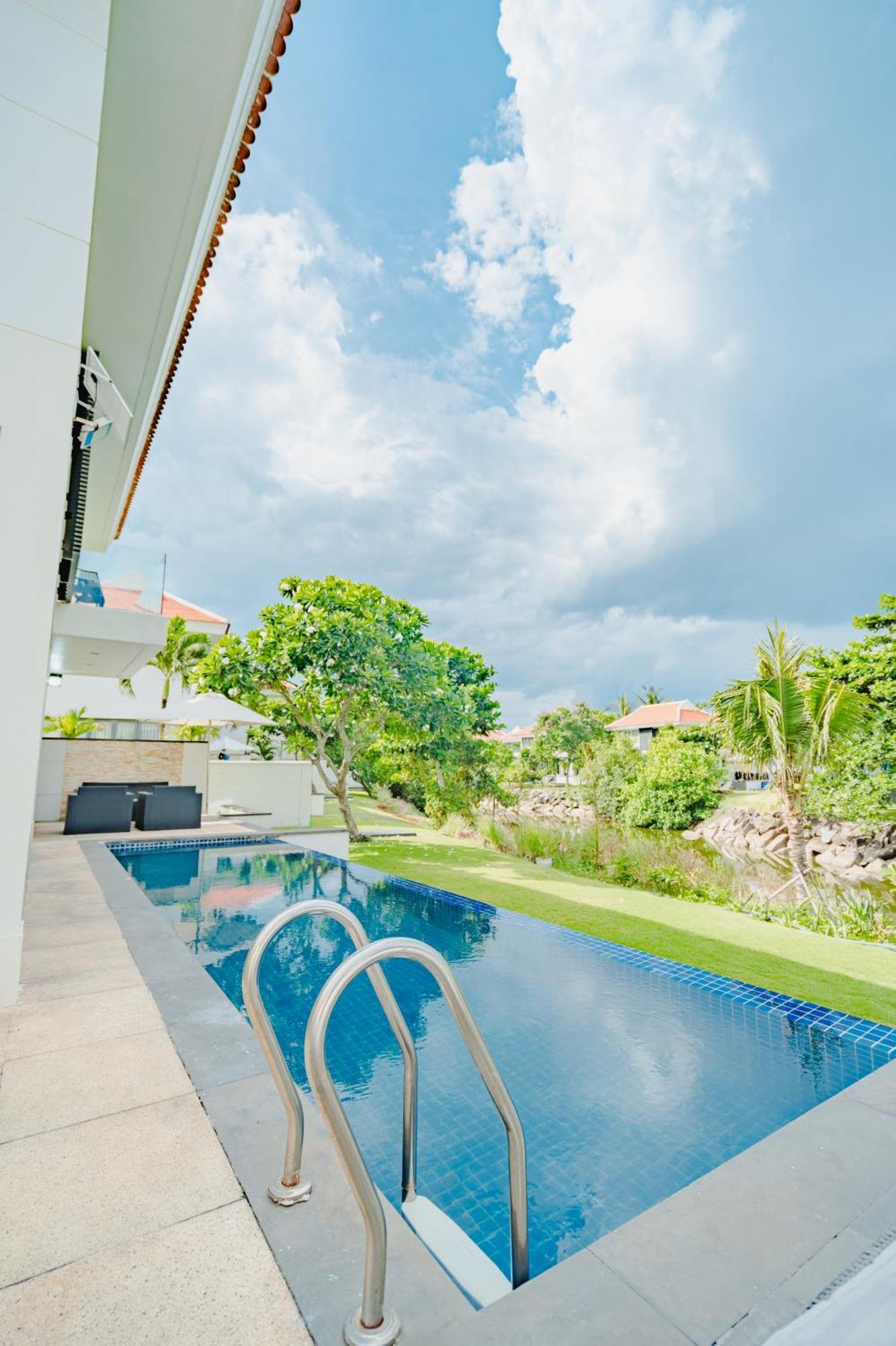 Apartment Owner In The Ocean *