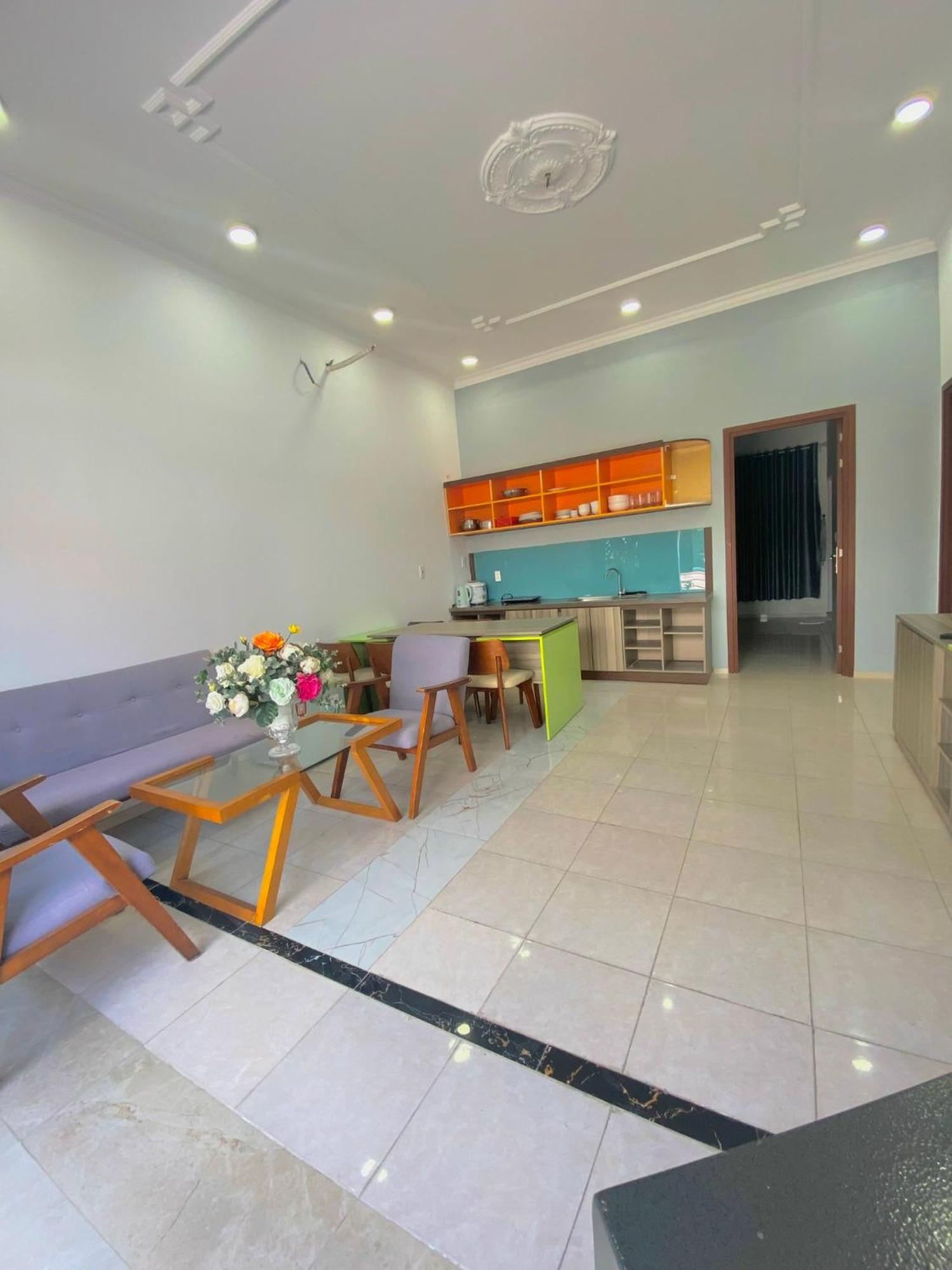 Hotel Vnd &