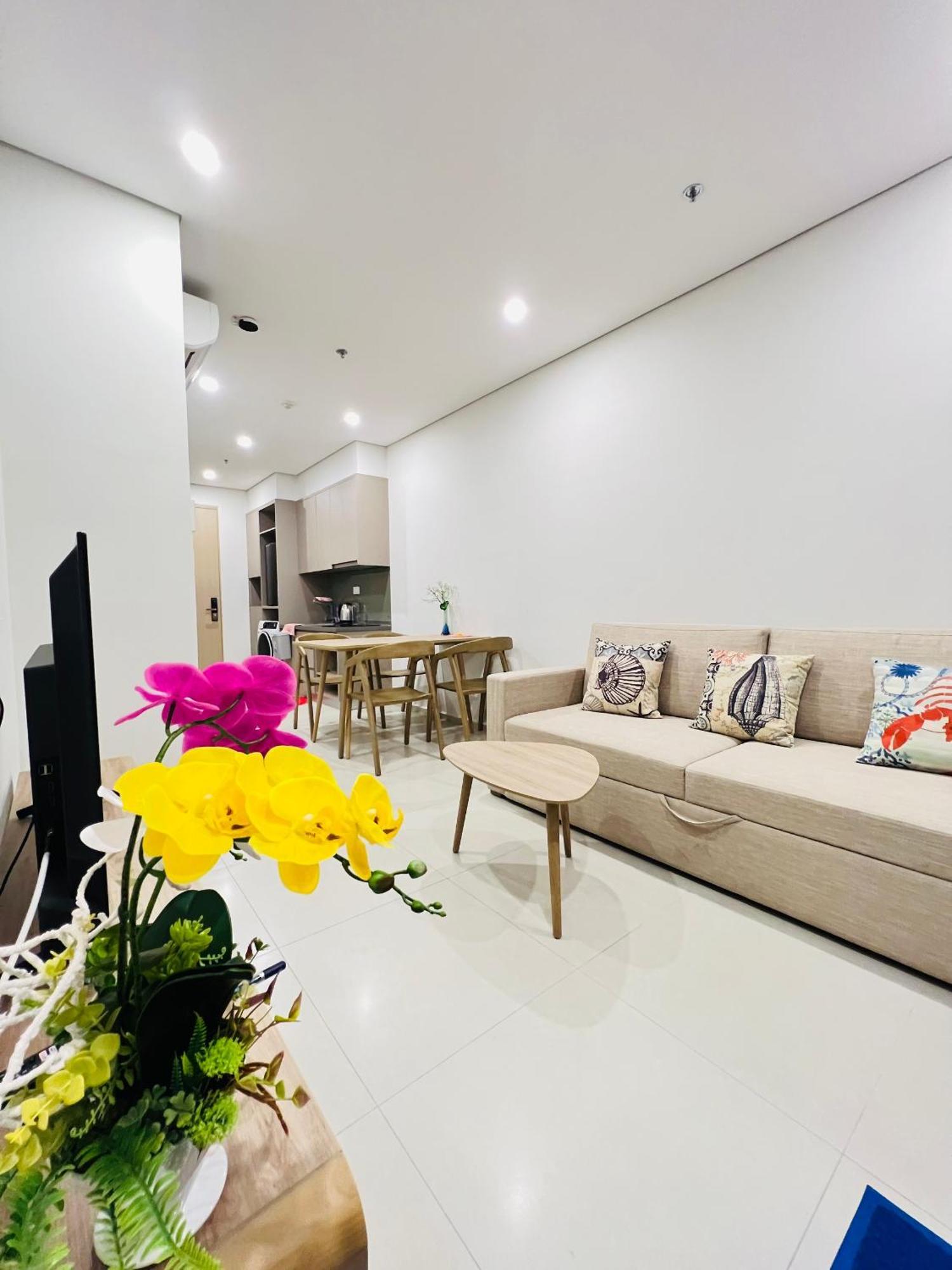 The Song Condotel: Beachfront 5-star With Infinity Pool Apartment Vung Tau