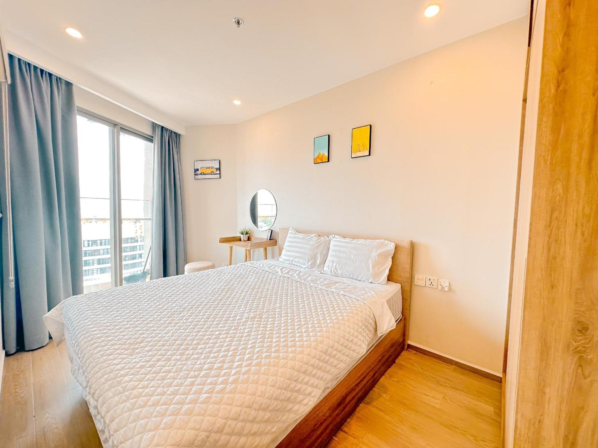 The Song Condotel: Beachfront 5-star With Infinity Pool Apartment *