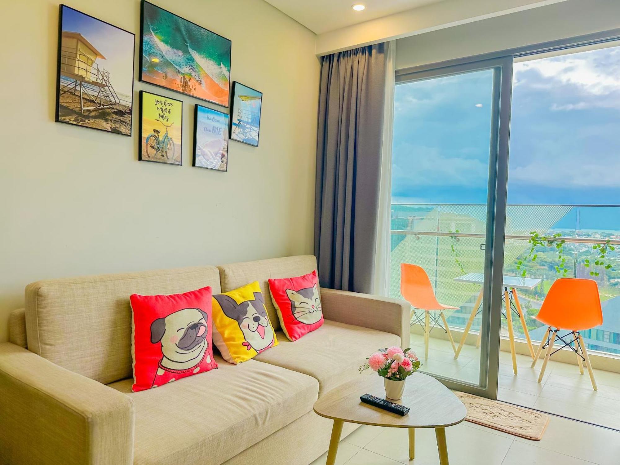 The Song Condotel: Beachfront 5-star With Infinity Pool Apartment Vung Tau