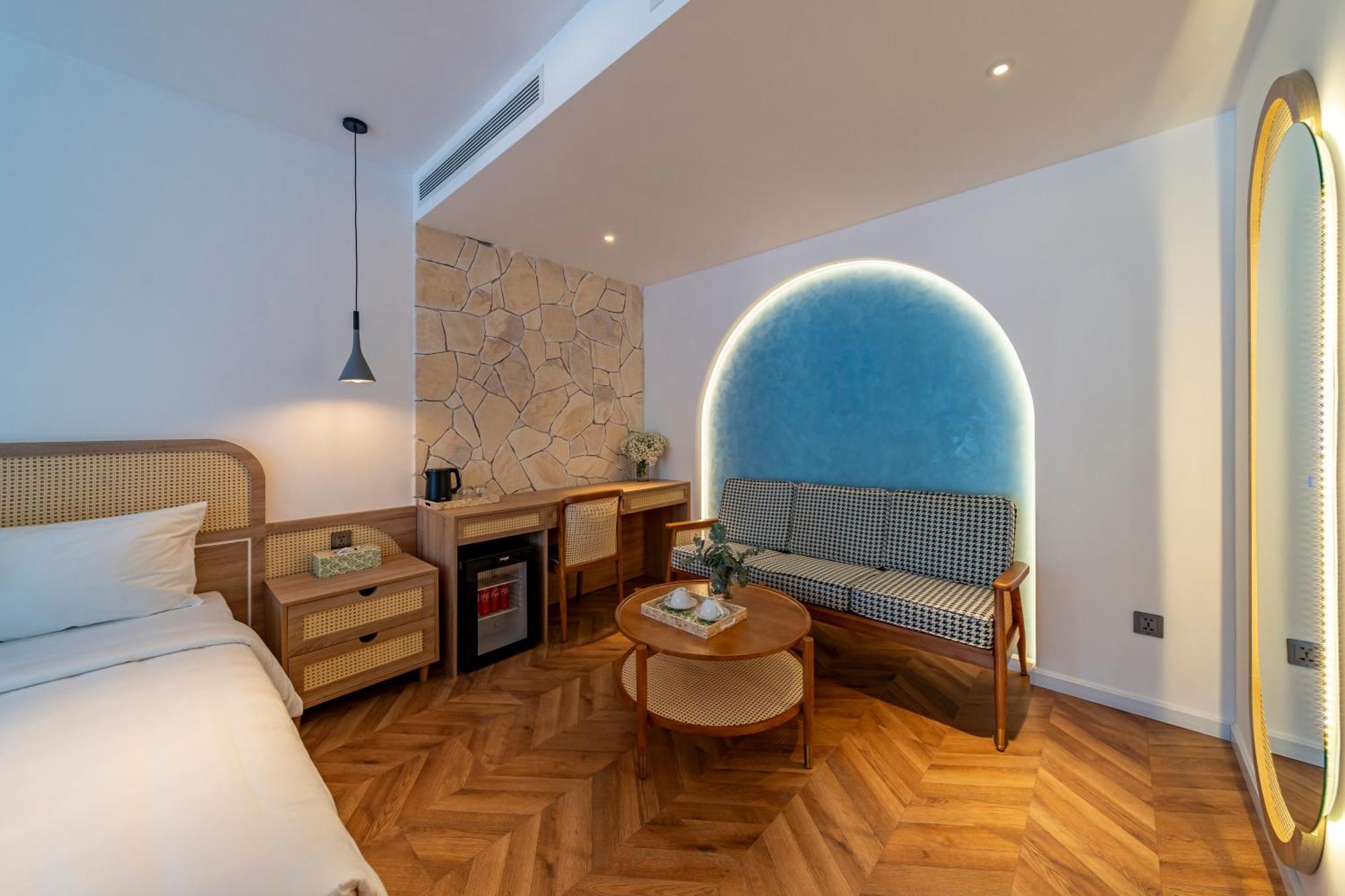 V Boutique - Complimentary Refreshments Hotel 4*