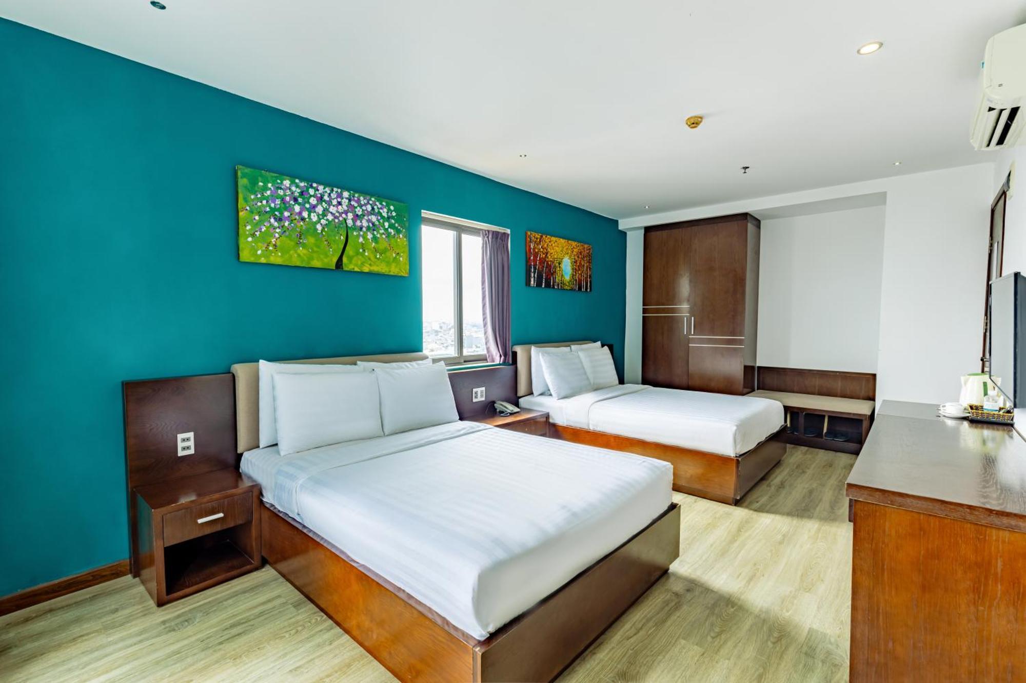 Golden Sun Hotel