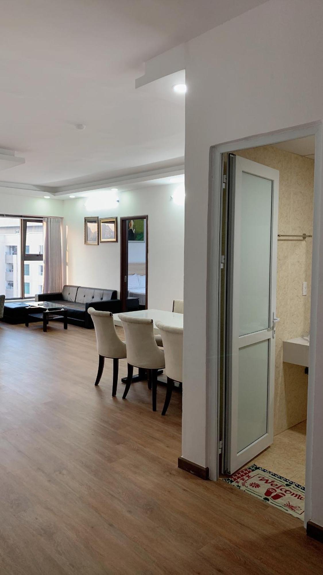 Plaza Apartment
