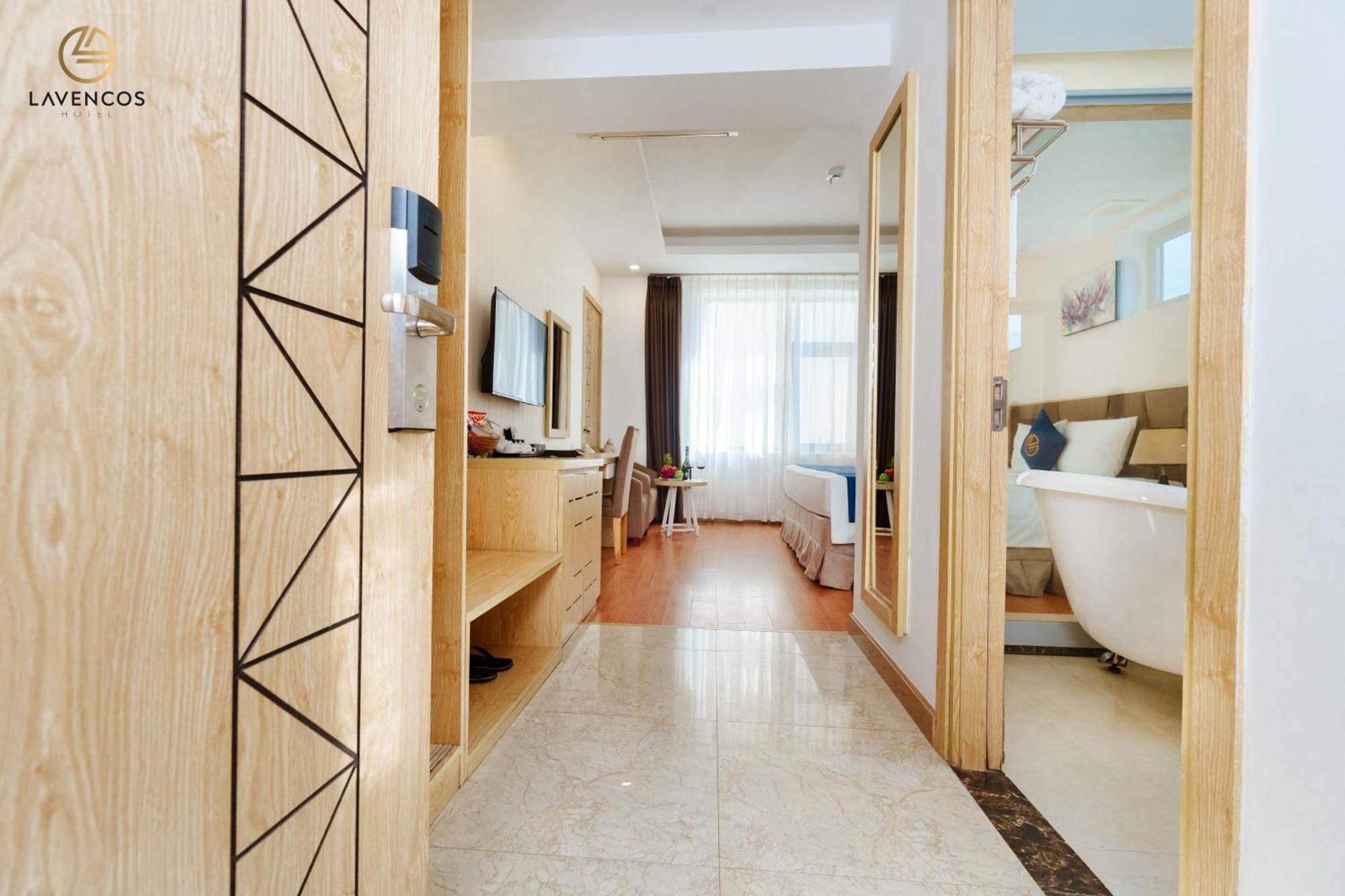 Lavencos Hotel 4*