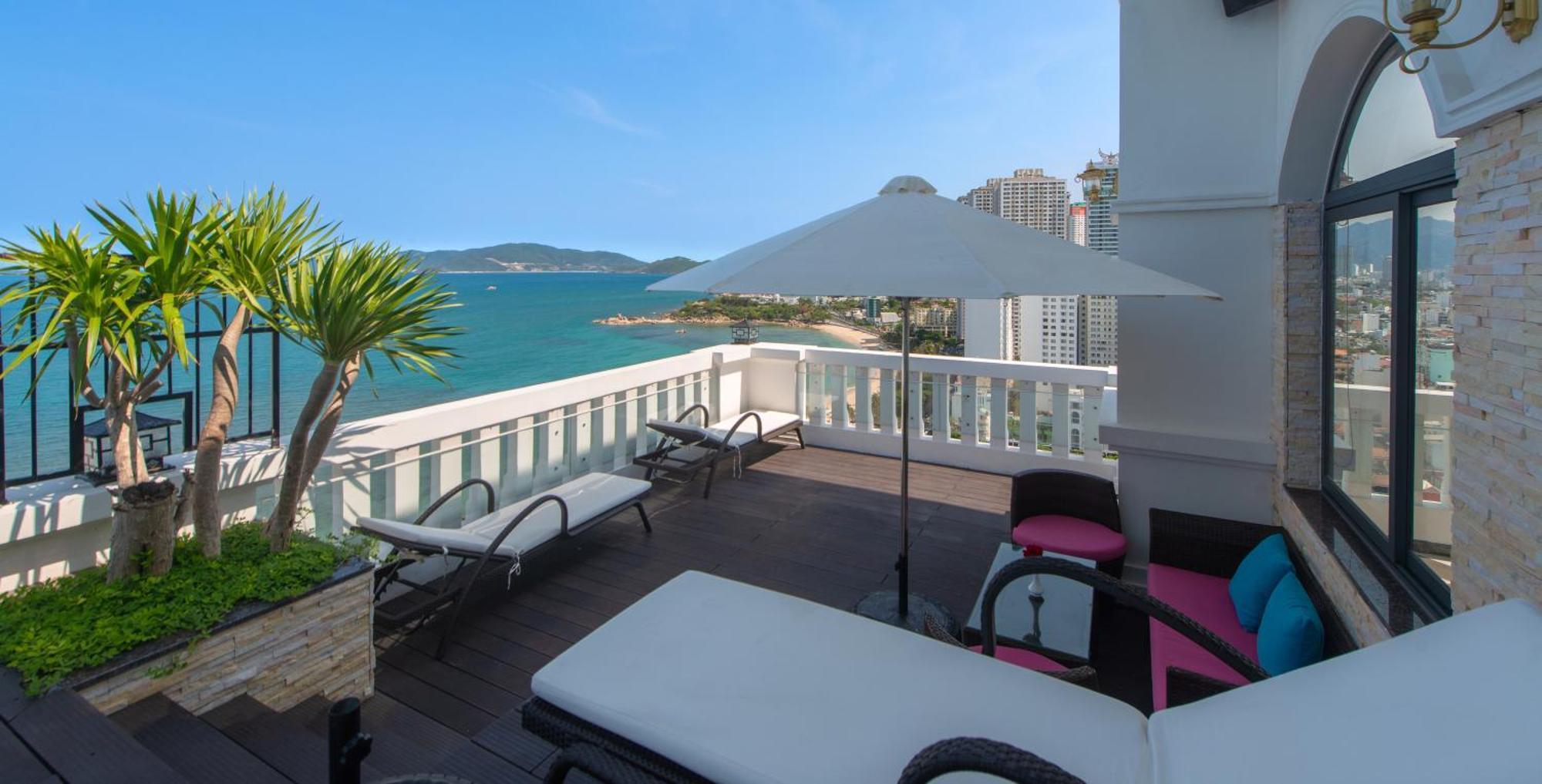 Daphovina Hotel Nha Trang
