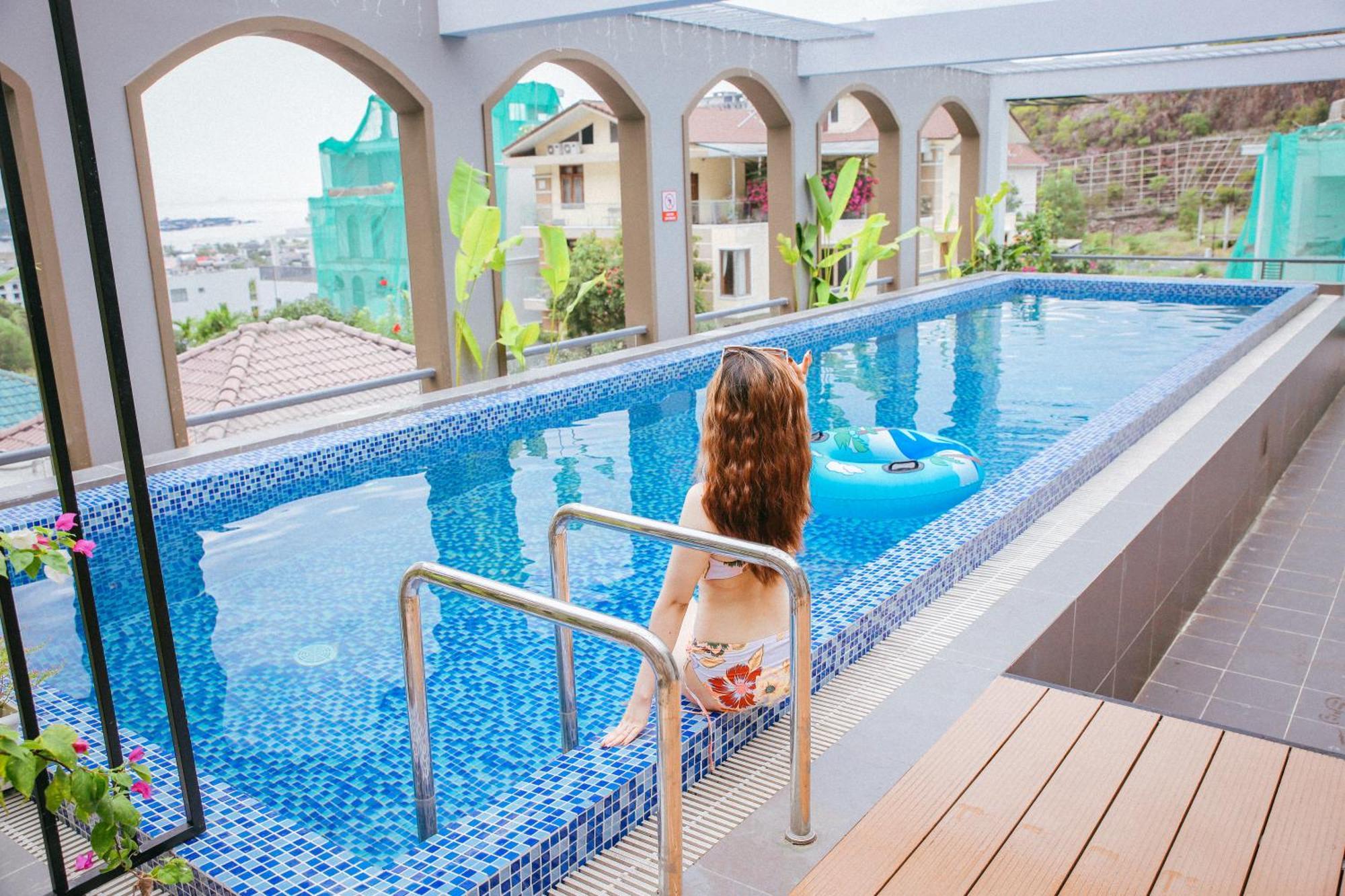 Villa Benzen Nha Trang