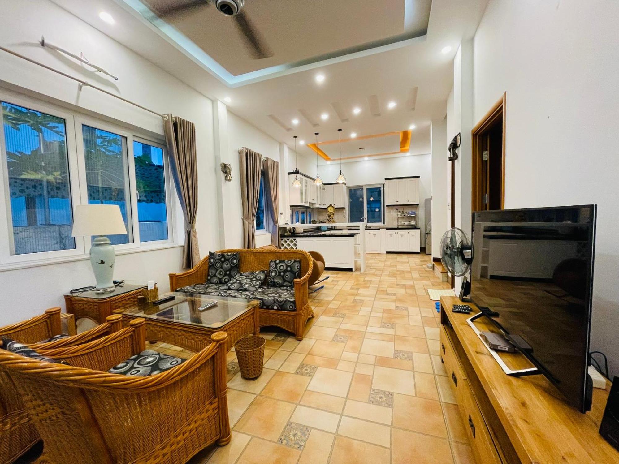 Benzen * Nha Trang