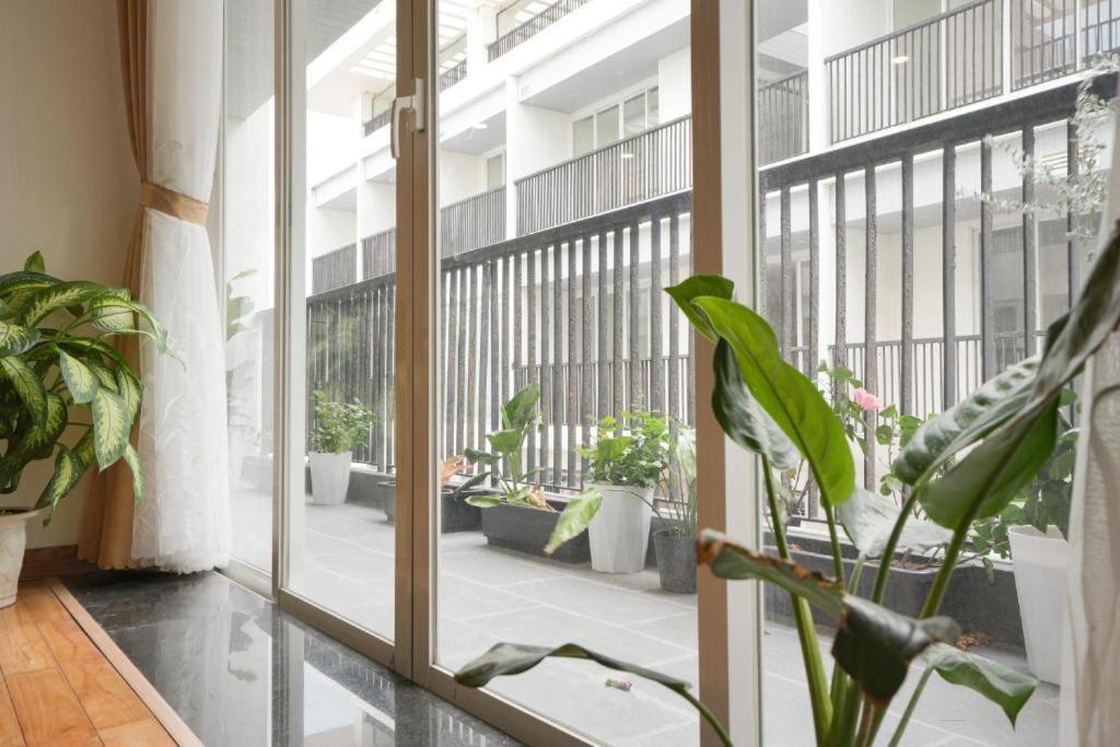 Apartment Modern & Charming Penthouse 5brs In Center Da Nang