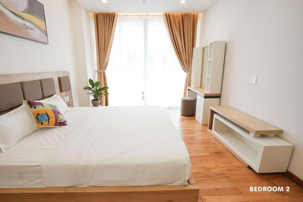 Modern & Charming Penthouse 5brs In Center Da Nang