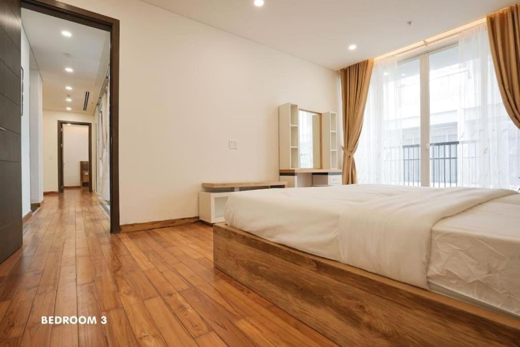 Apartment Modern & Charming Penthouse 5brs In Center *