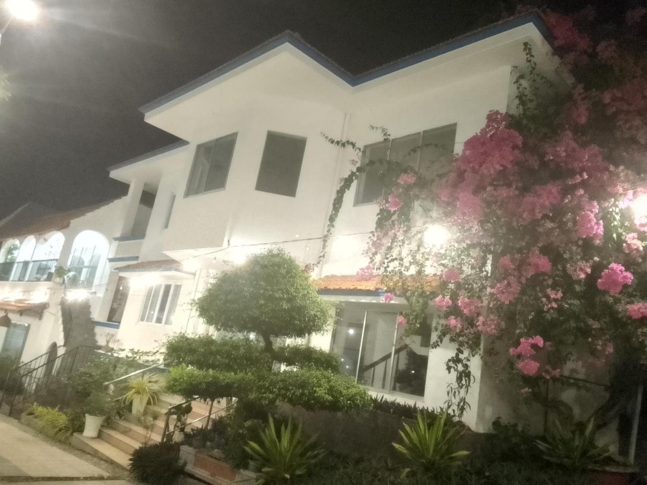 Vnd & Vung Tau