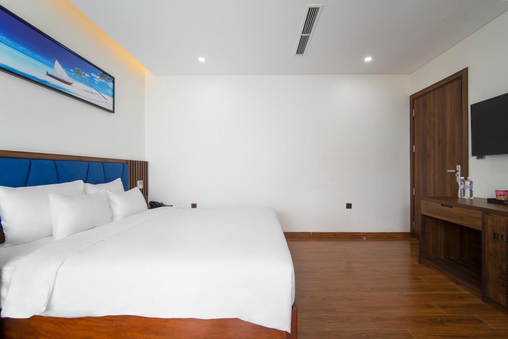 Hotel Ruby Star 4*
