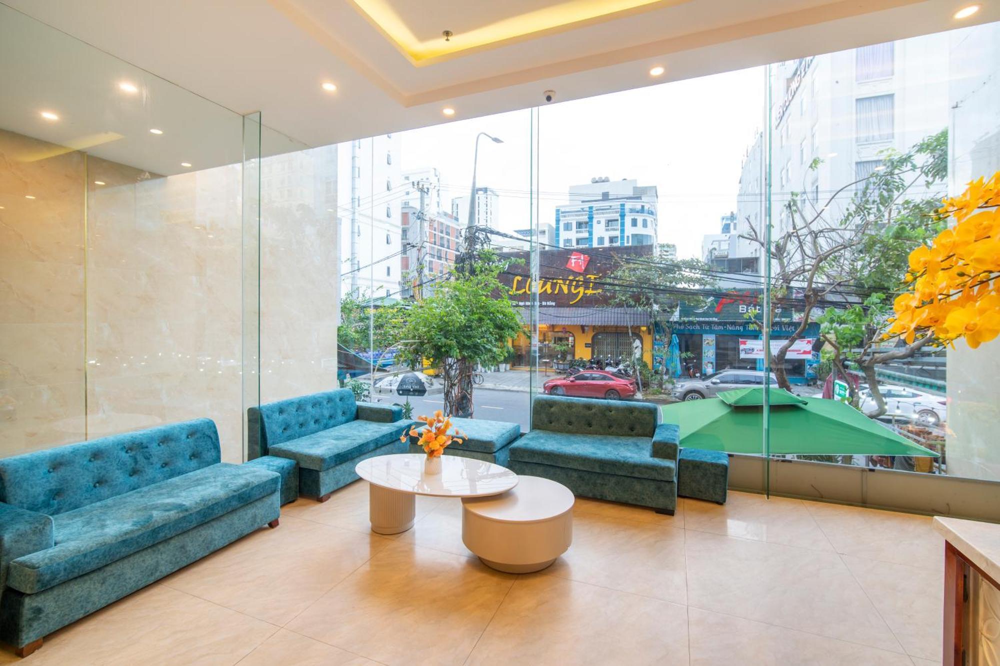 May Beach Hotel 4*