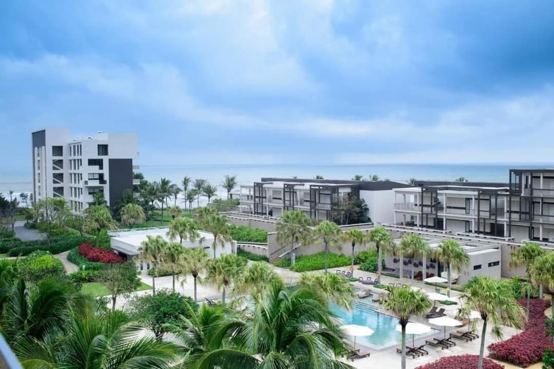Seaview And -spa By Jt Group 