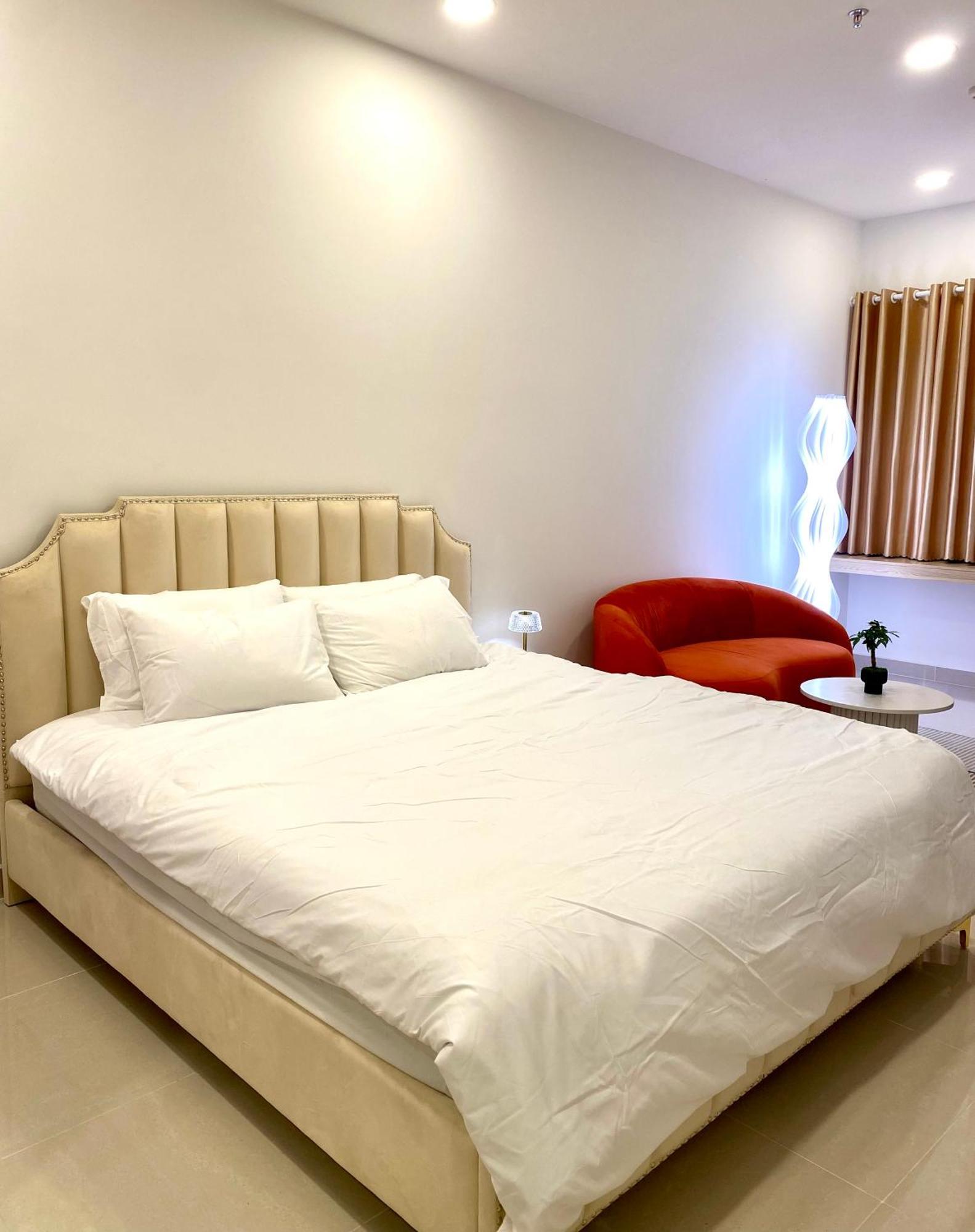 Modern Soho Quan 1 Hcm * Ho Chi Minh City