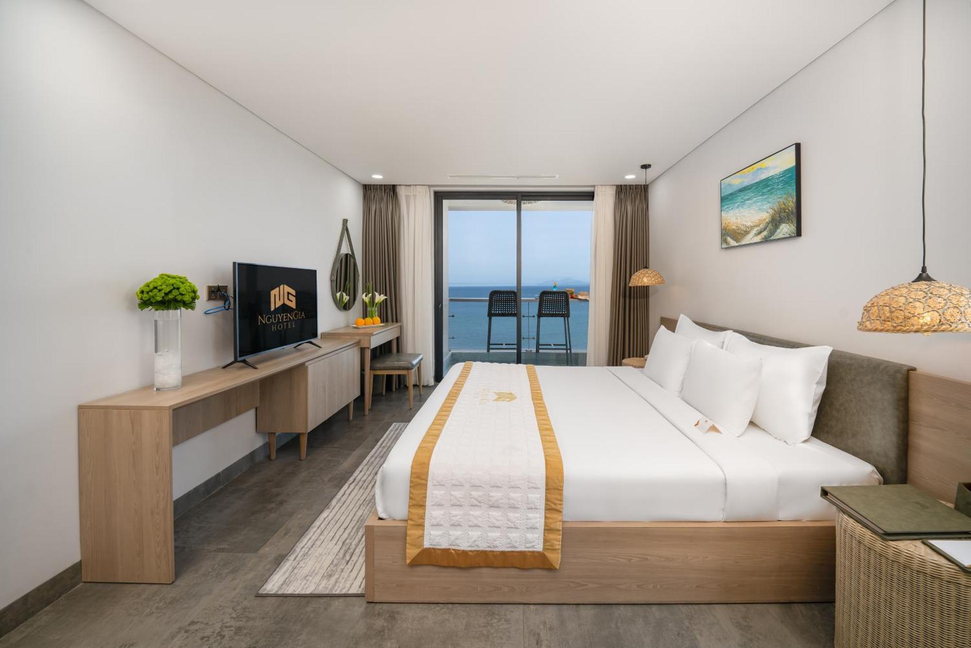 Nguyen Gia 4*
