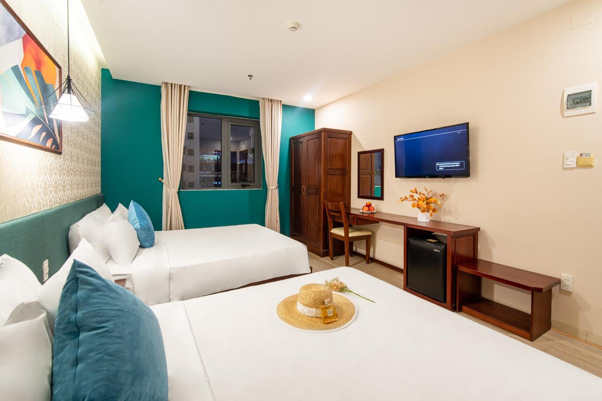 Hotel May Beach Hotel