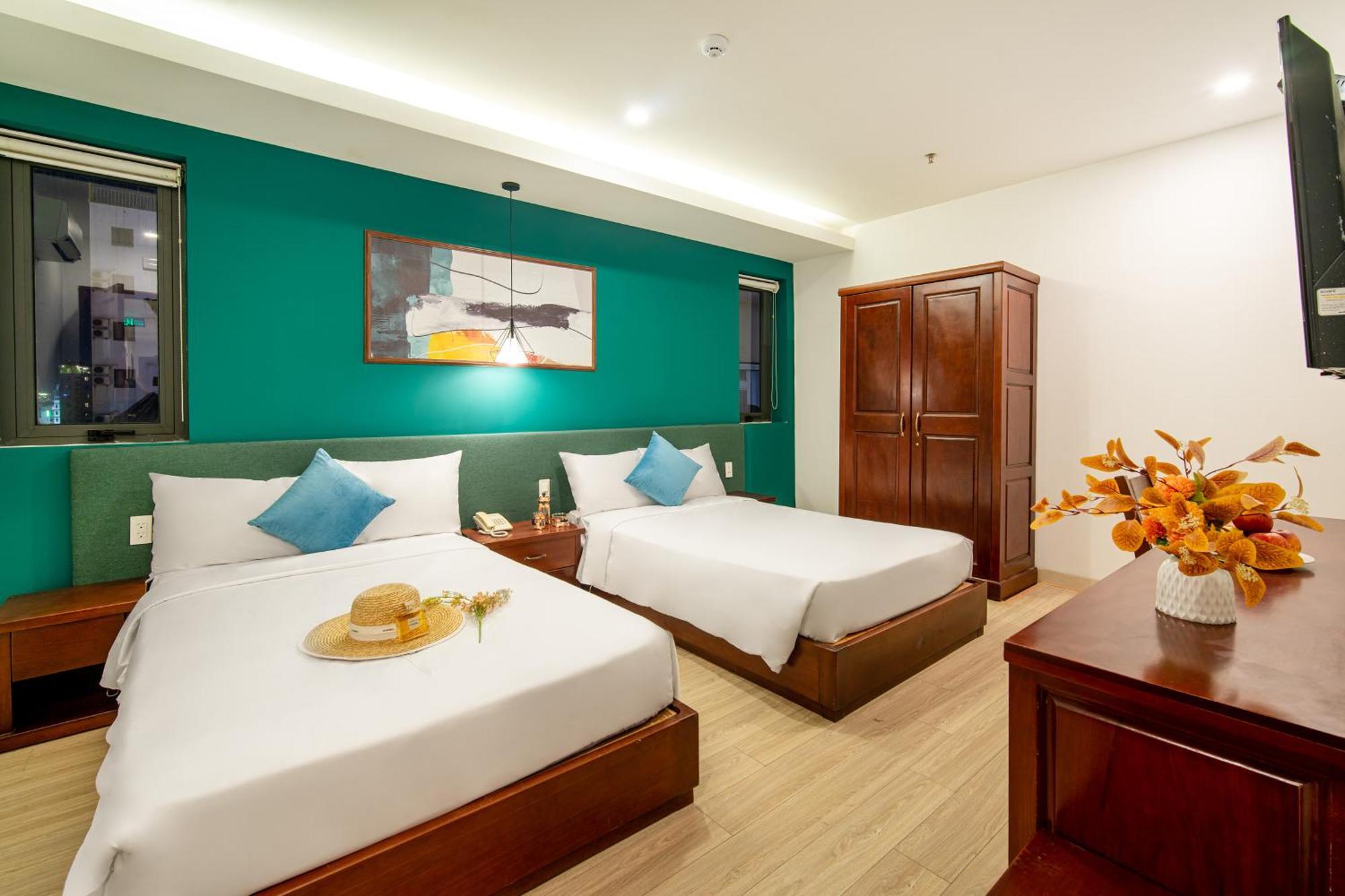 Hotel May Beach Hotel