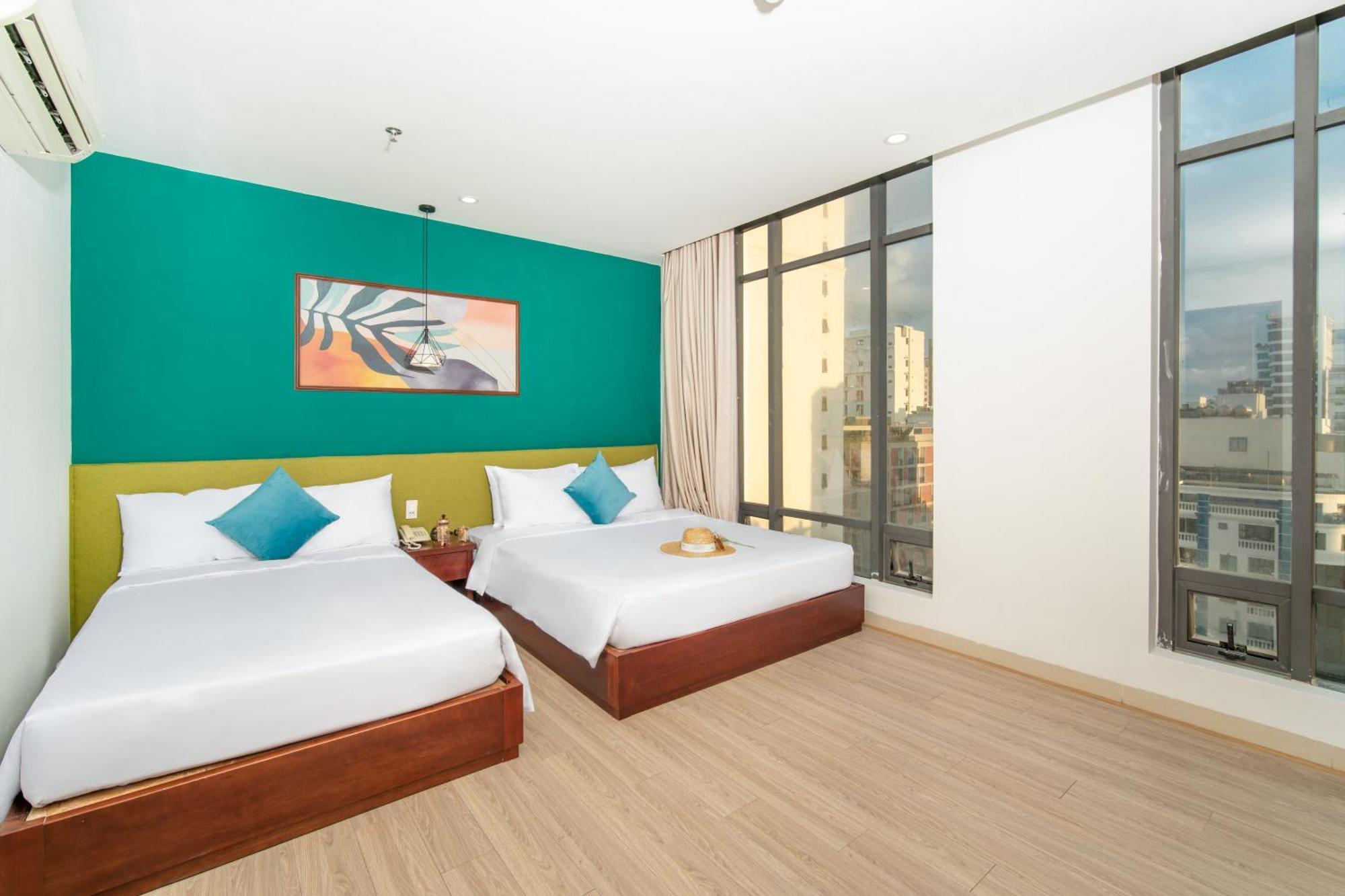 May Beach Hotel 4*