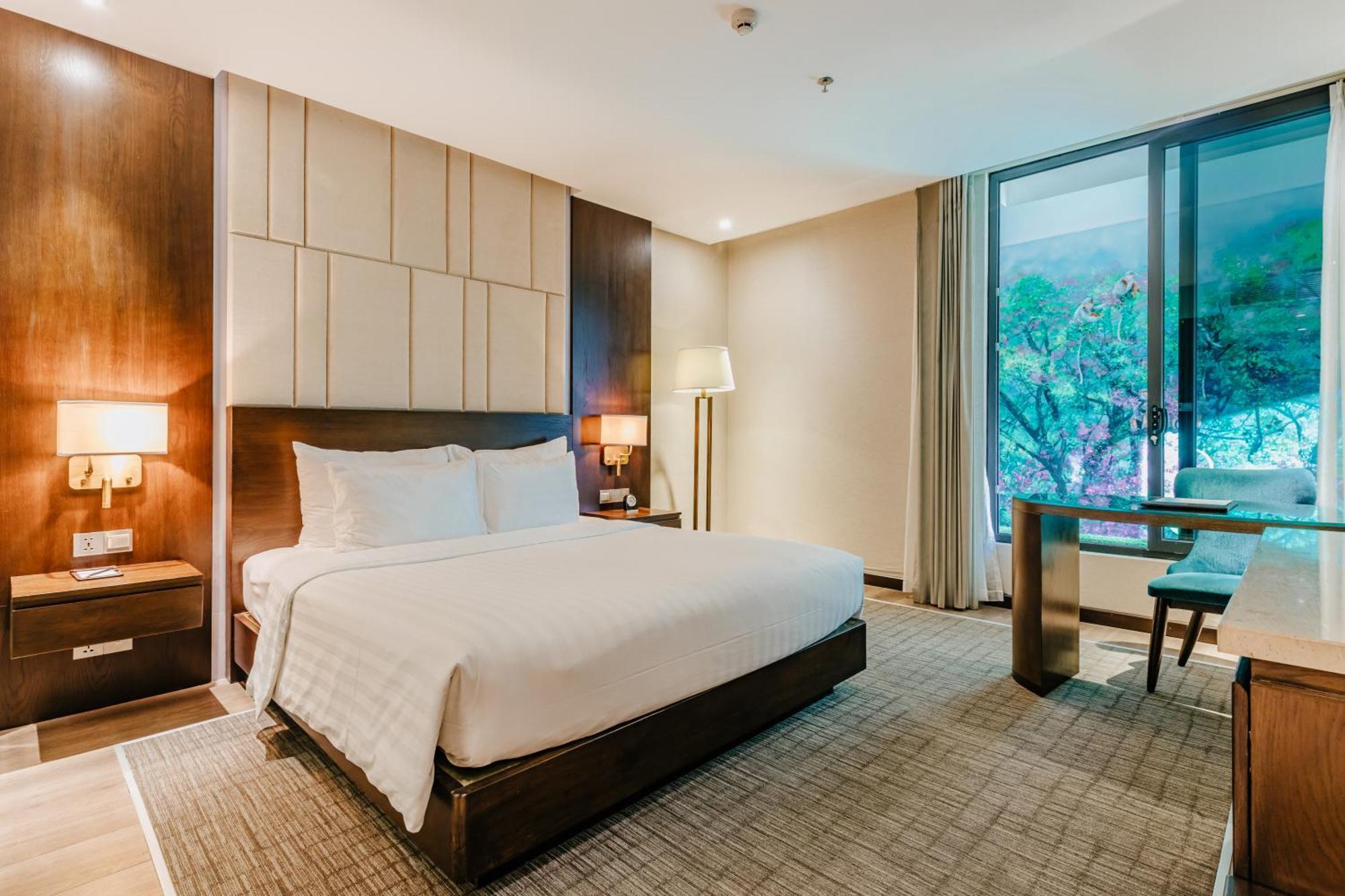 New Orient 4*