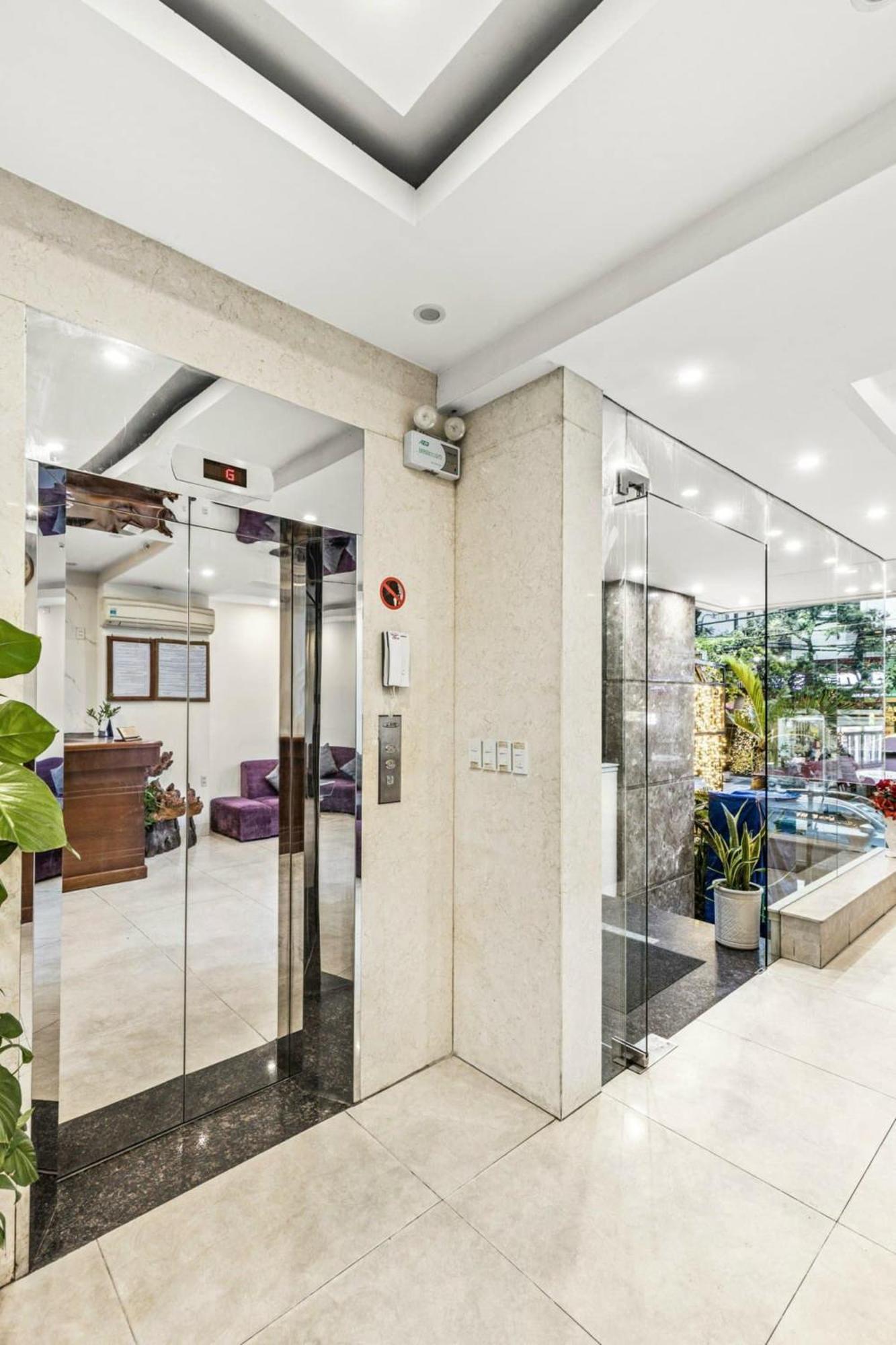 Hotel Twilight 3*