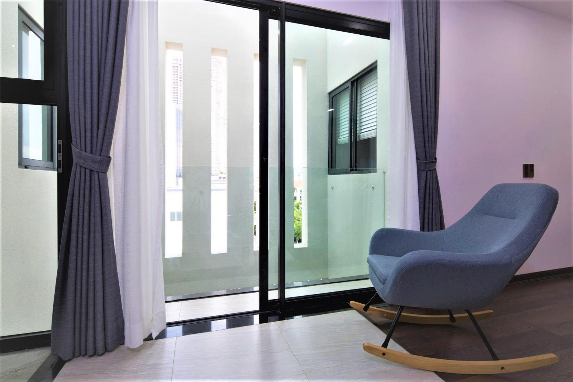 Dana Hotel