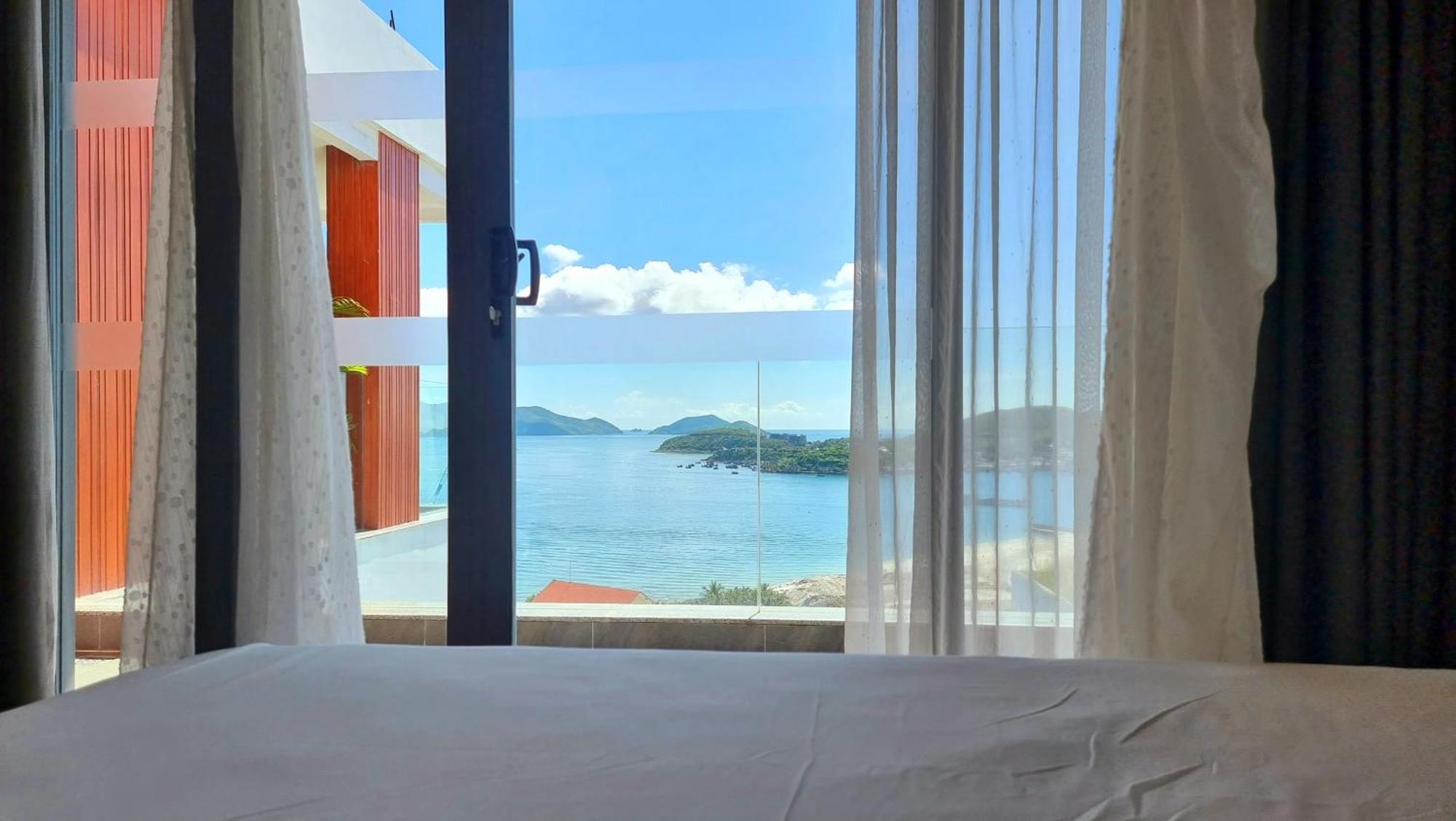 Promotion Early Booker, Sea Paradise 6 Bedrooms, Infinity Pool, Karaoke, Sauna & Bbq Villa