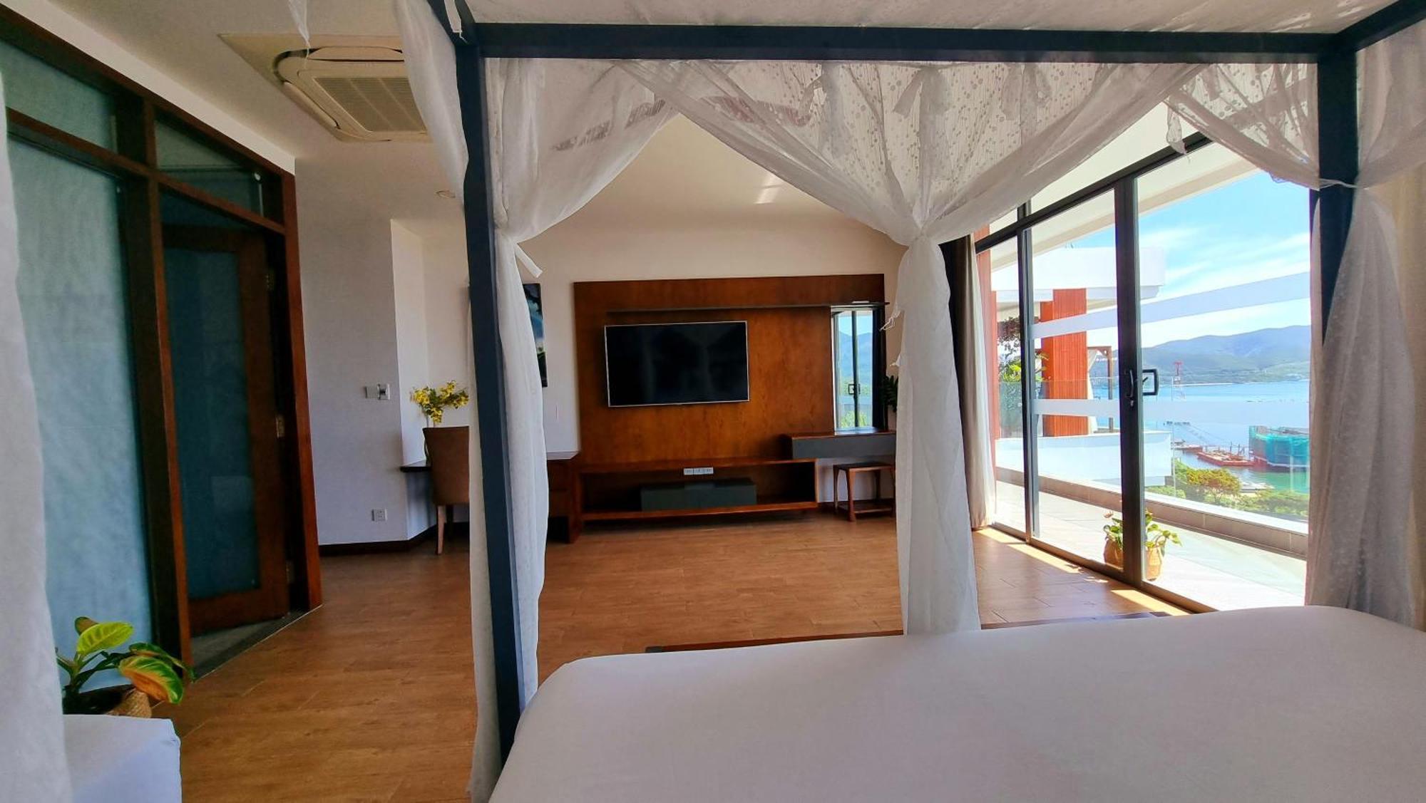 Promotion Early Booker, Sea Paradise 6 Bedrooms, Infinity Pool, Karaoke, Sauna & Bbq Villa *