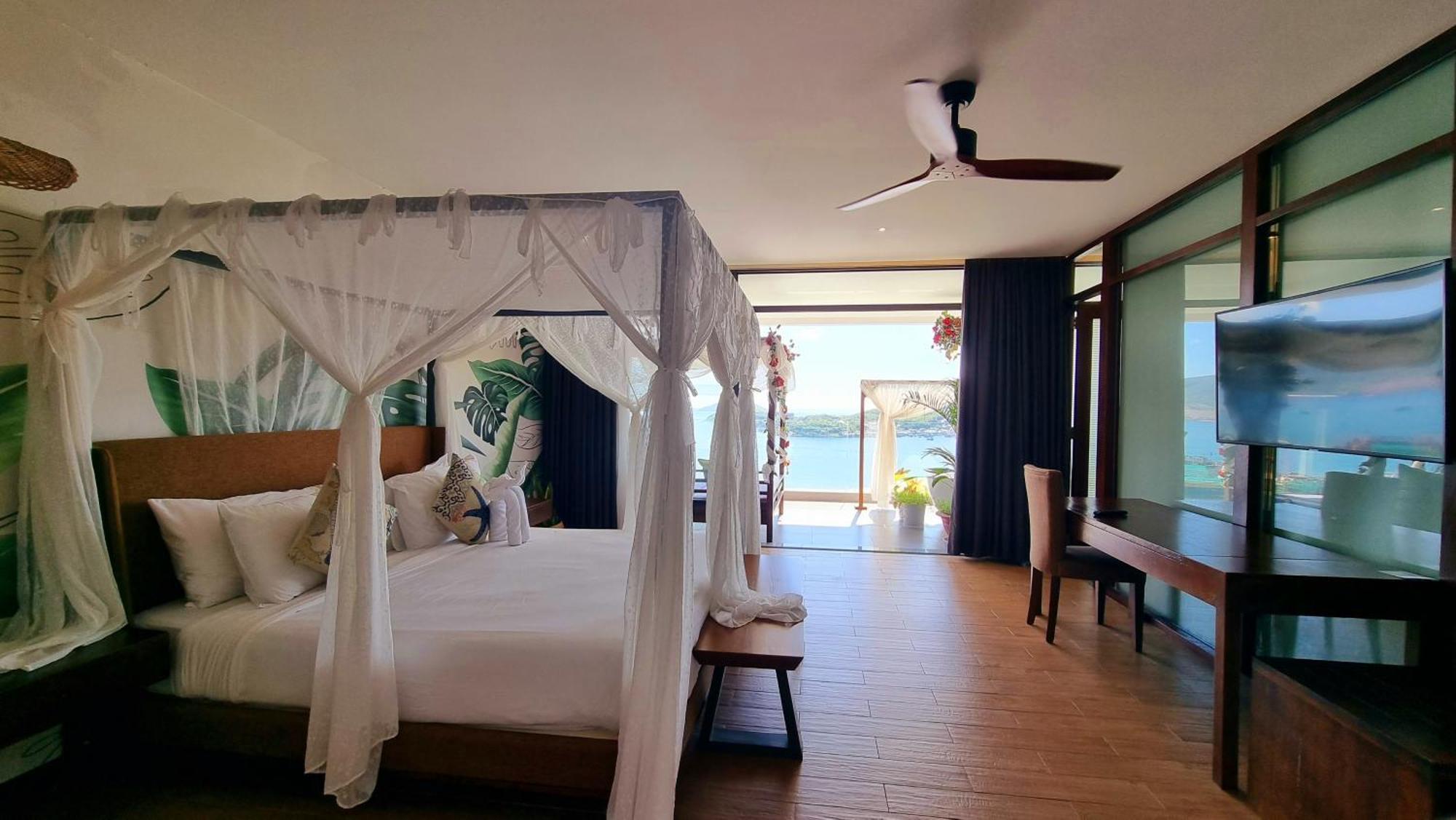 Villa Promotion Early Booker, Sea Paradise 6 Bedrooms, Infinity Pool, Karaoke, Sauna & Bbq *