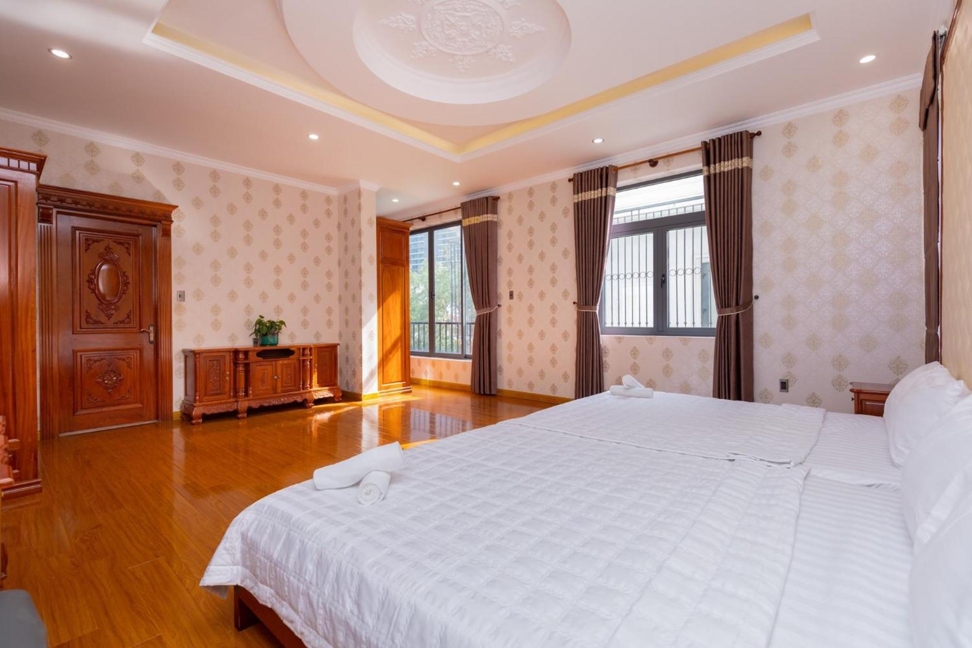 Biet Thu Gold Day Ho Boi Bai Sau Free Bida Vung Tau