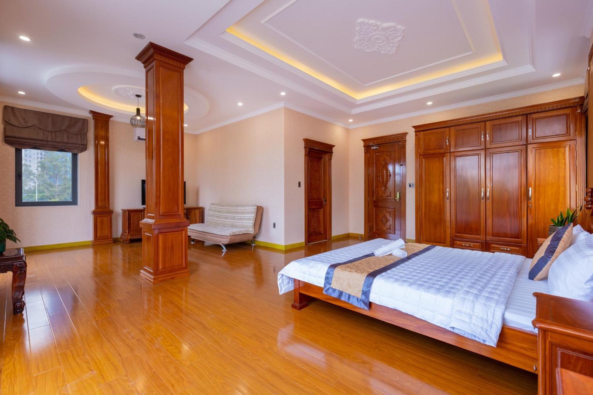 Biet Thu Gold Day Ho Boi Bai Sau Free Bida Villa *