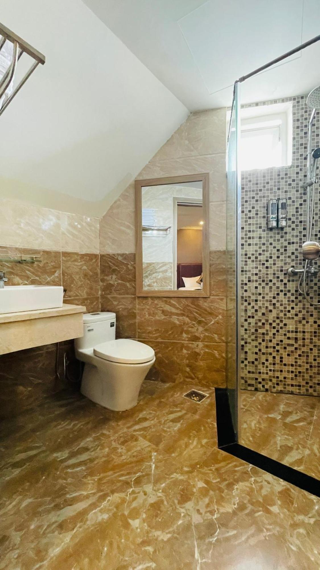 Hotel Pinus Da Lat