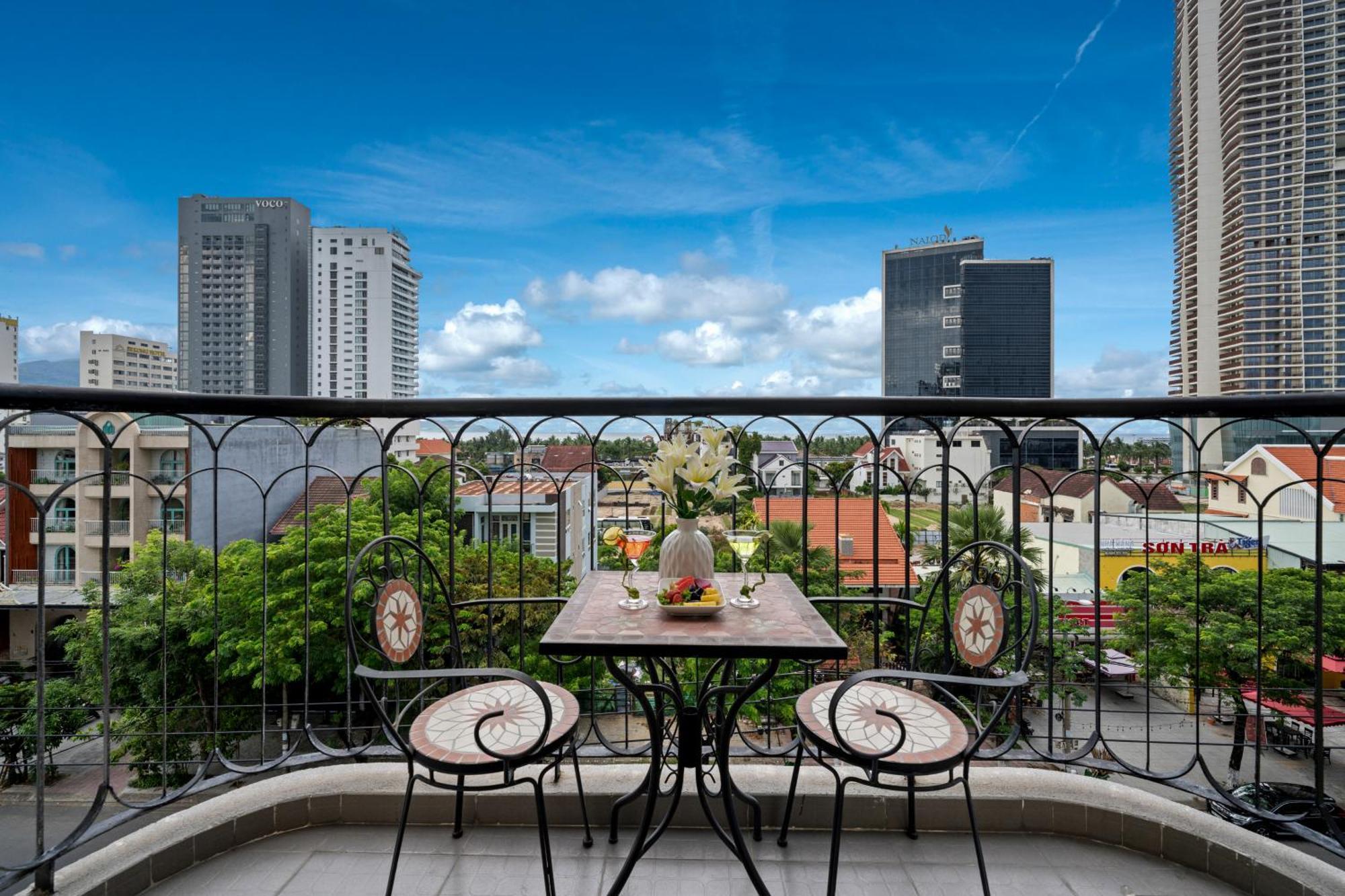 Del Luna Boutique Hotel 4*
