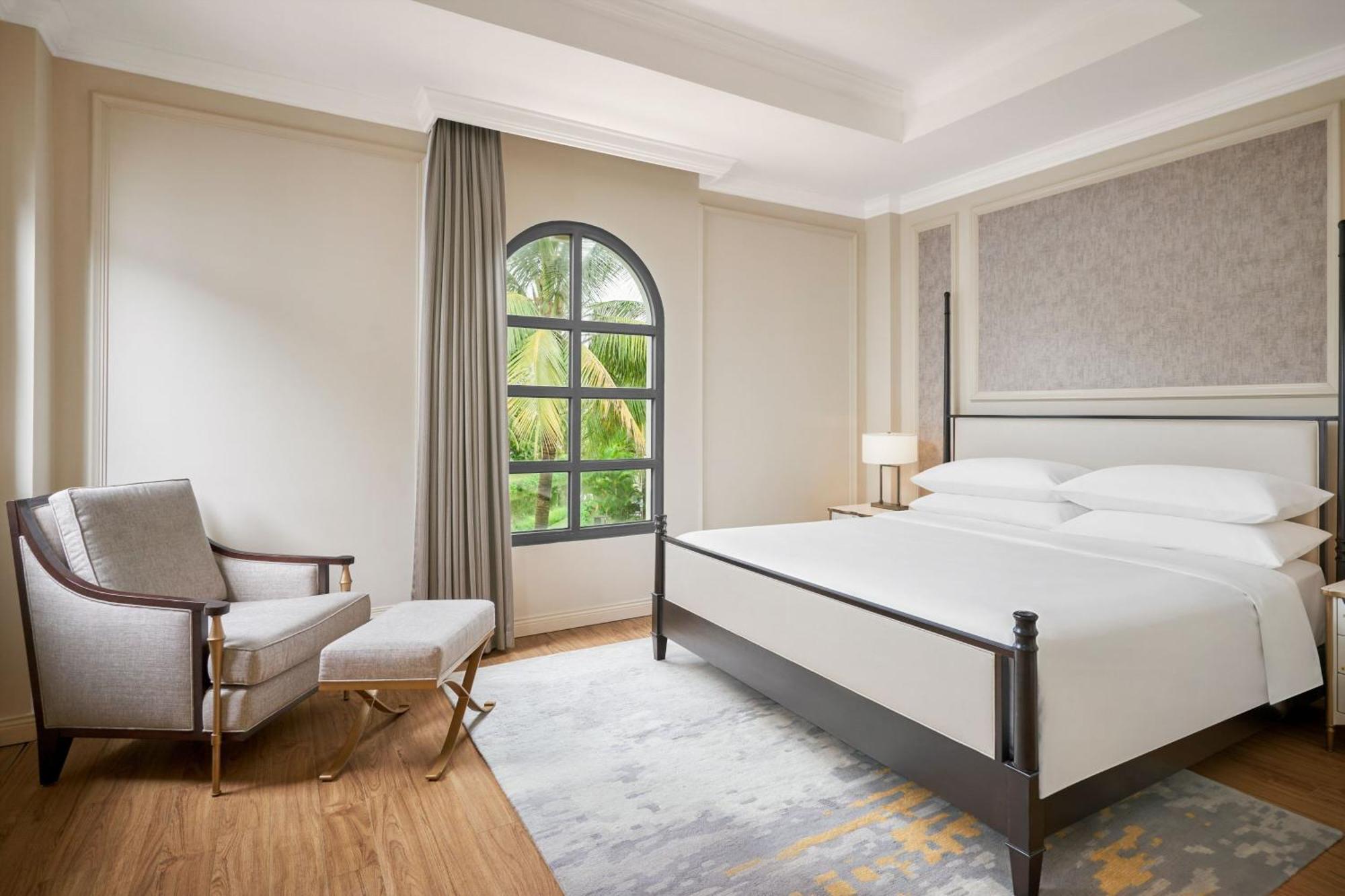 Marriott & Spa, Non Nuoc